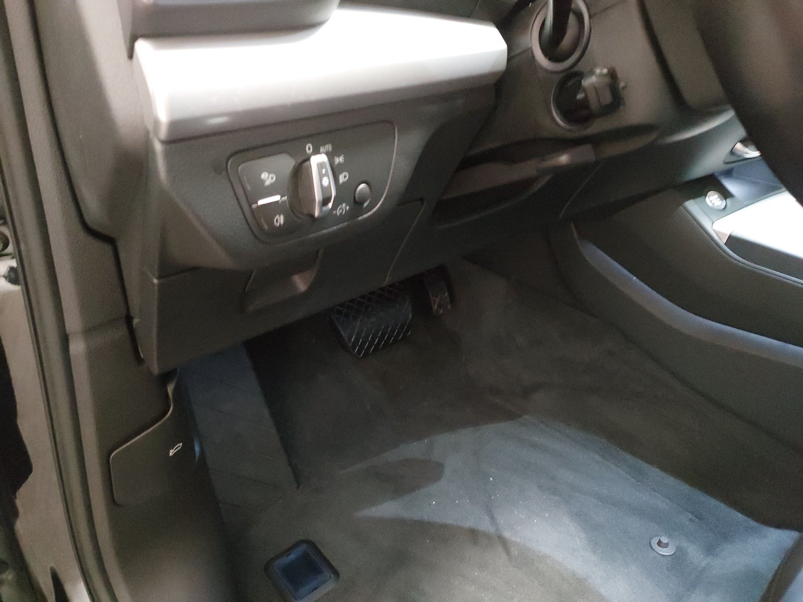 Audi Q5 40 TDI Qu. advanced Leder Navi LED vc RFK 7