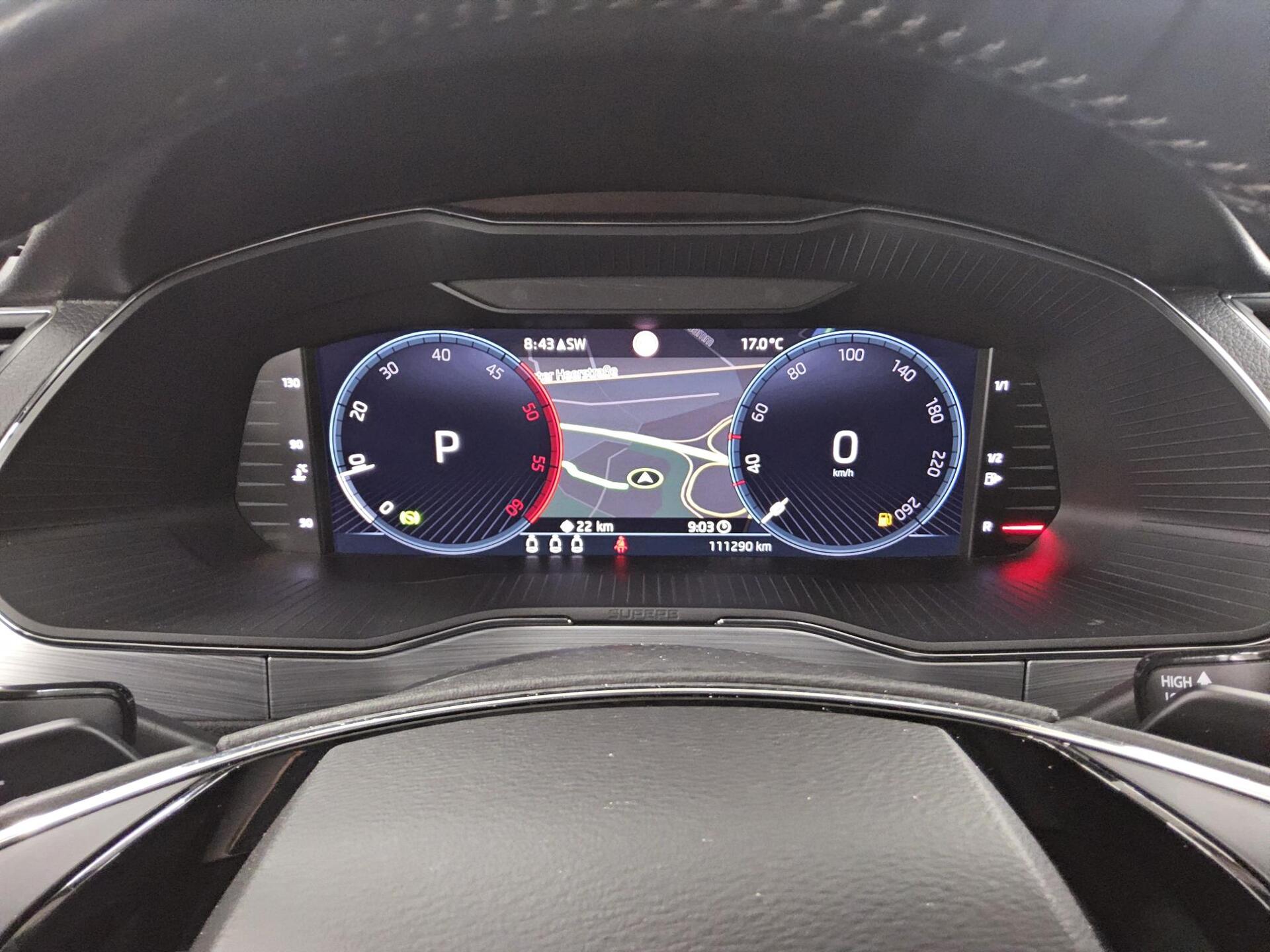 Skoda Superb Kombi 2.0 TDI Ambition Navi LED Virtual PDC Shz 8
