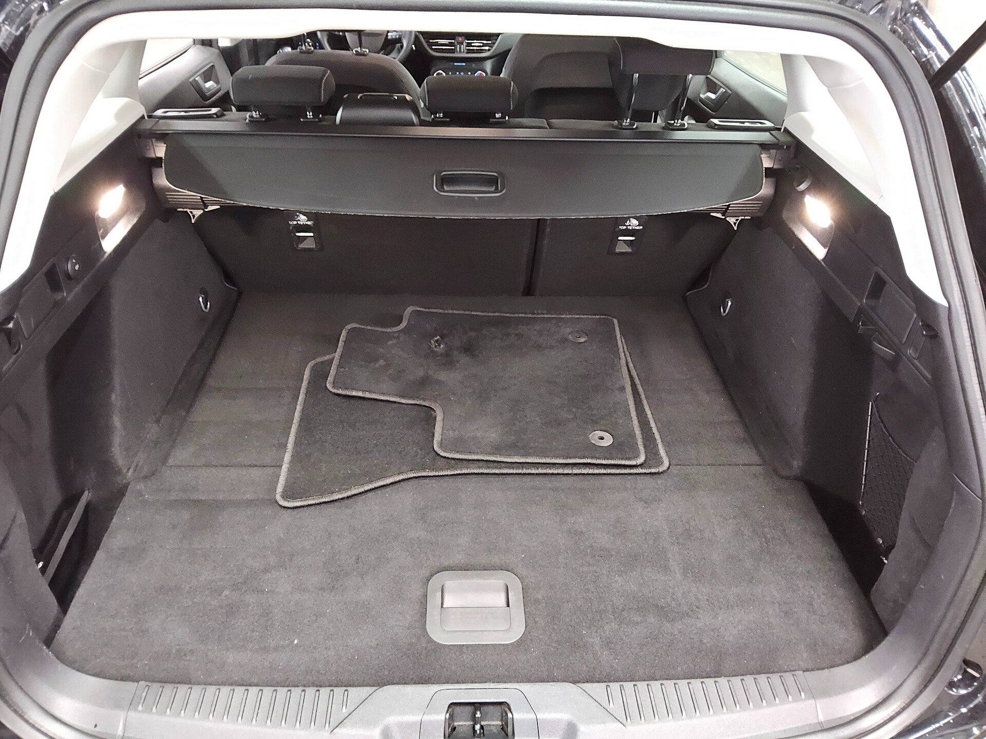 Ford Focus Turnier 1.5 EB Cool&Connect Navi LED 11