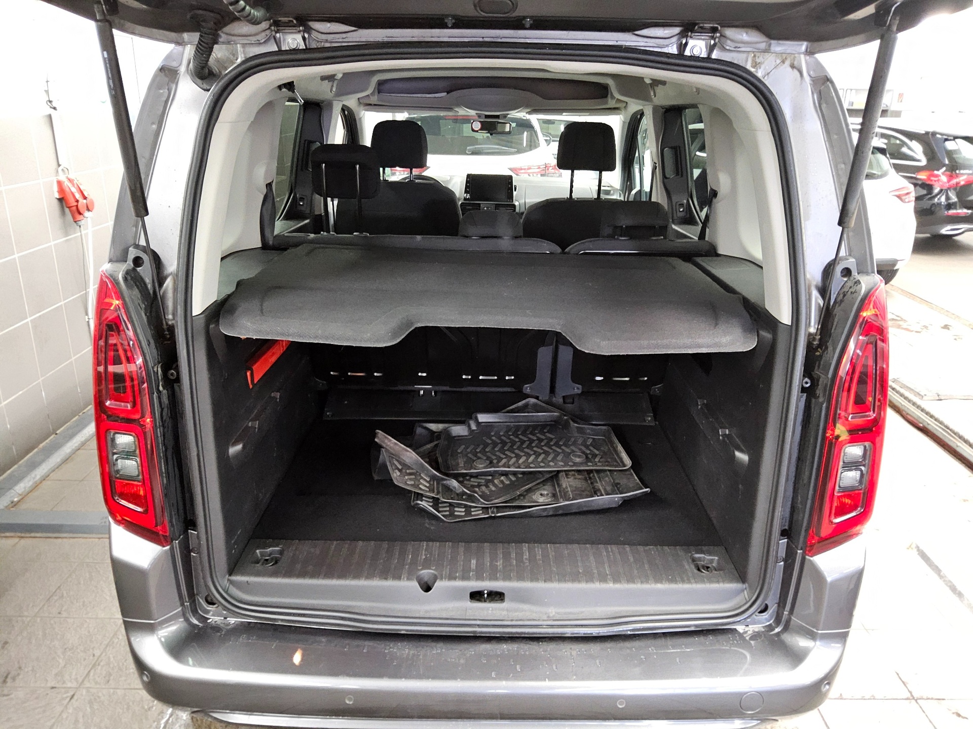 Opel Combo Life 1.5 D Edition 5-Sitze PDC Shz DAB 11