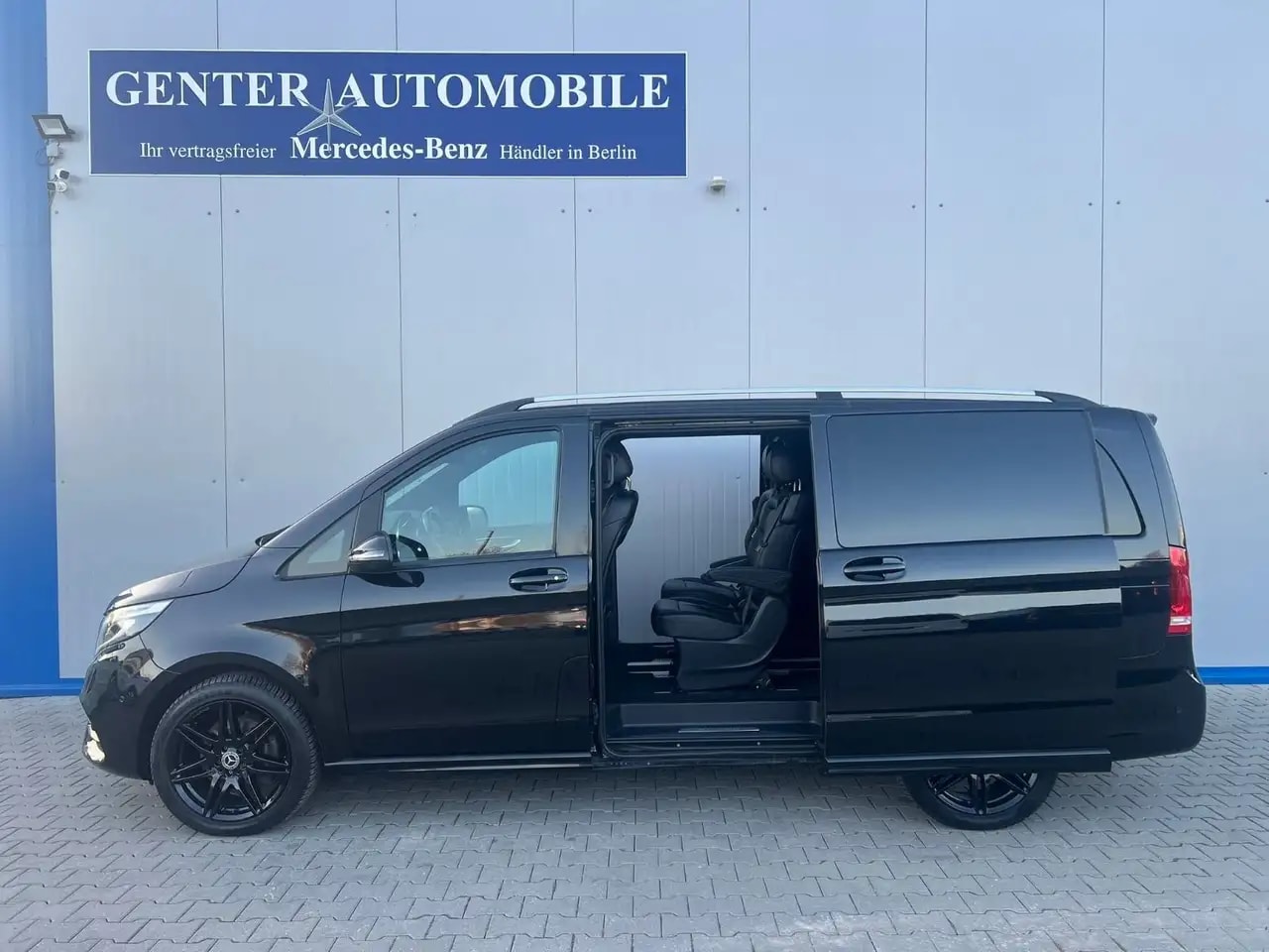 Mercedes-Benz V 250 V250 4M LANG AMG-LINE PANORAMA LEDER AHK EL.TÜRE 5
