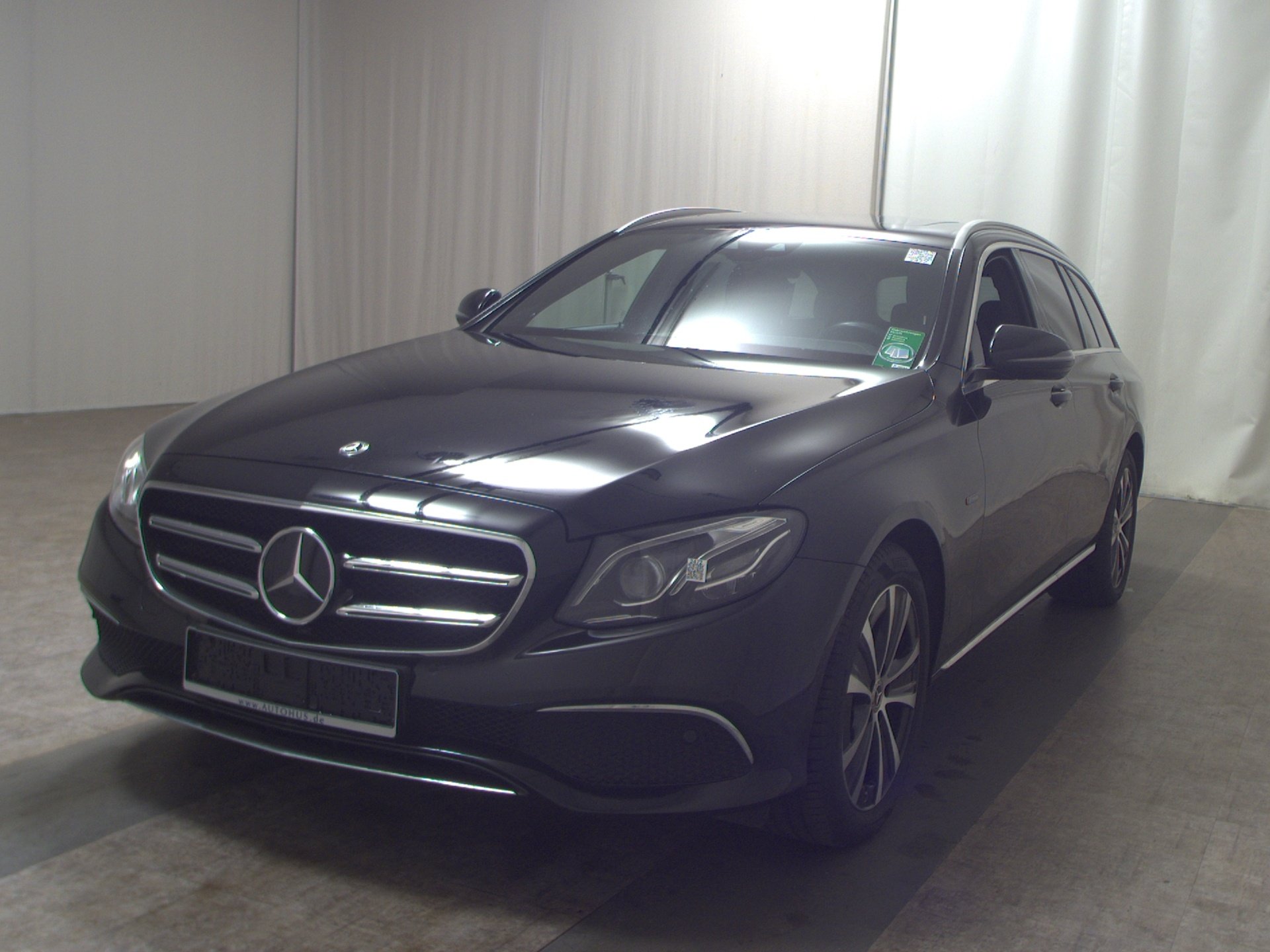 Mercedes-Benz E 300 T de Avantgarde Navi MB-LED Widescrn GSD 2