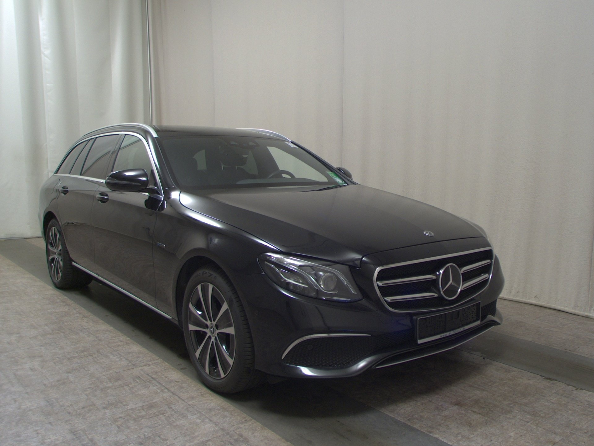 Mercedes-Benz E 300 T de Avantgarde Navi MB-LED Widescrn GSD 3