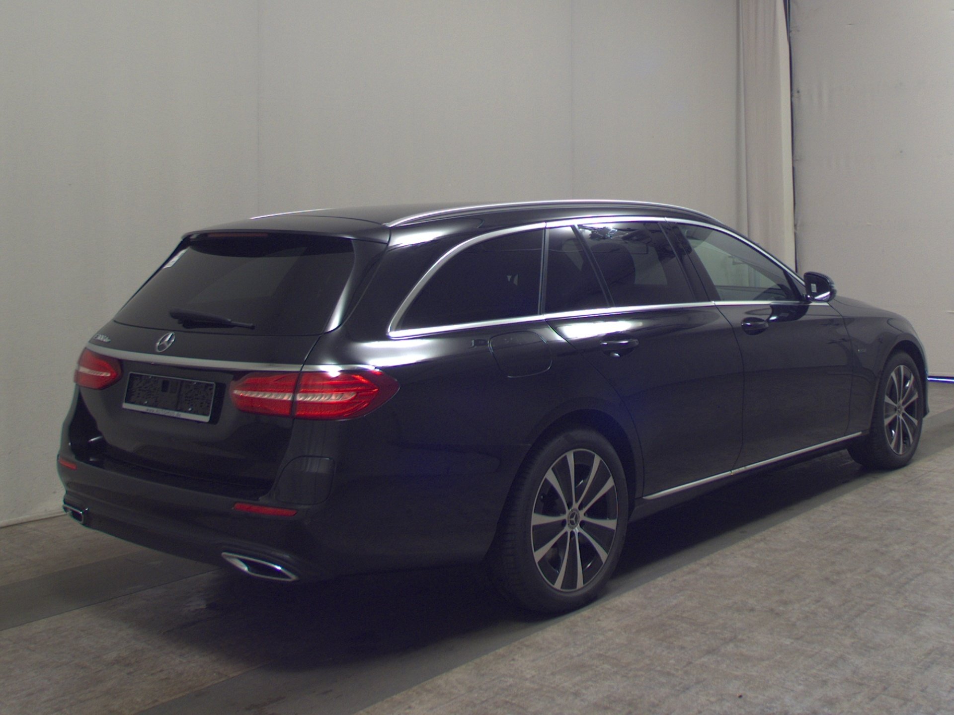 Mercedes-Benz E 300 T de Avantgarde Navi MB-LED Widescrn GSD 4