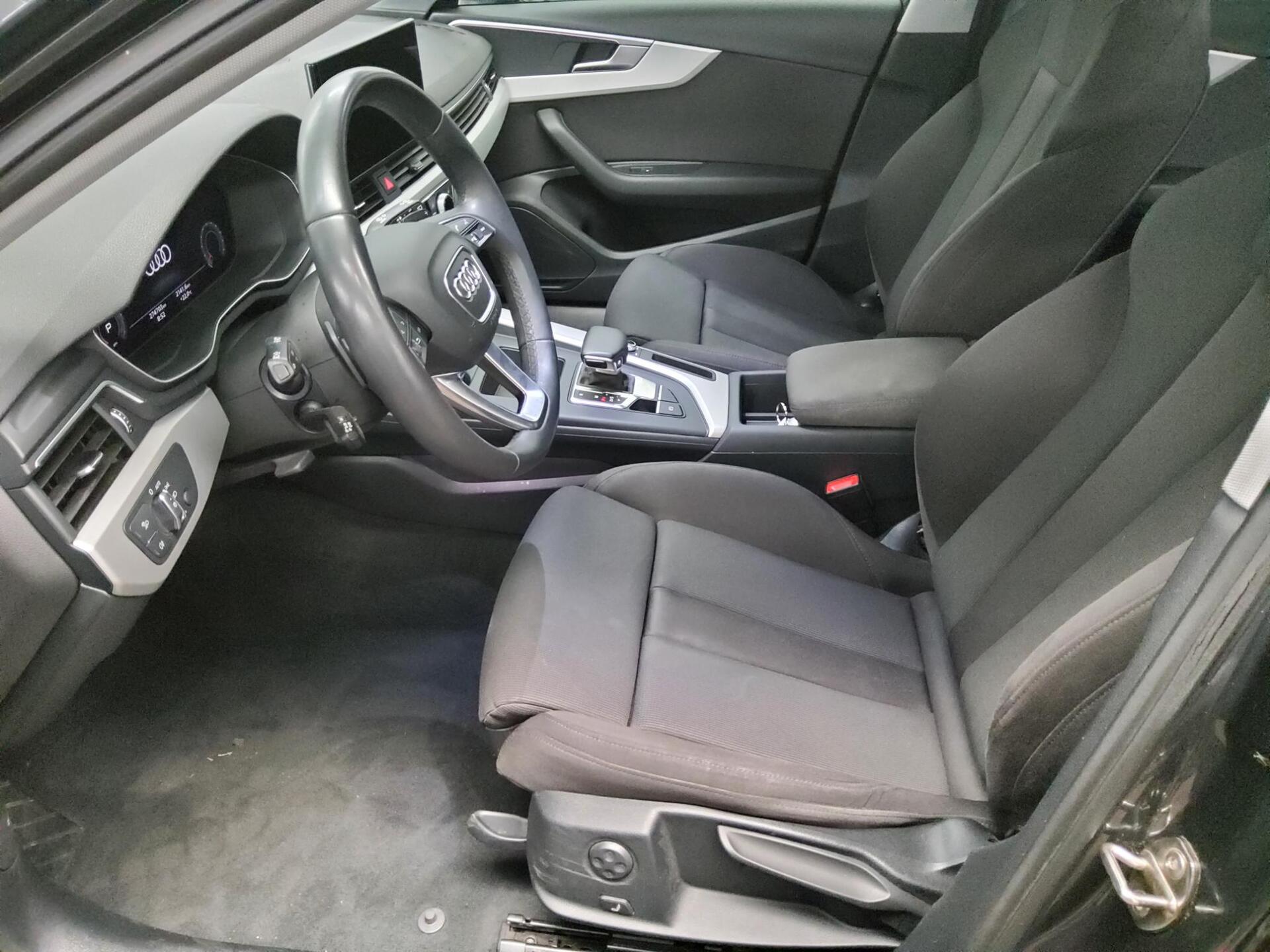 Audi A4 Avant 40 TDI advanced Navi LED vc ACC AHK Shz 9
