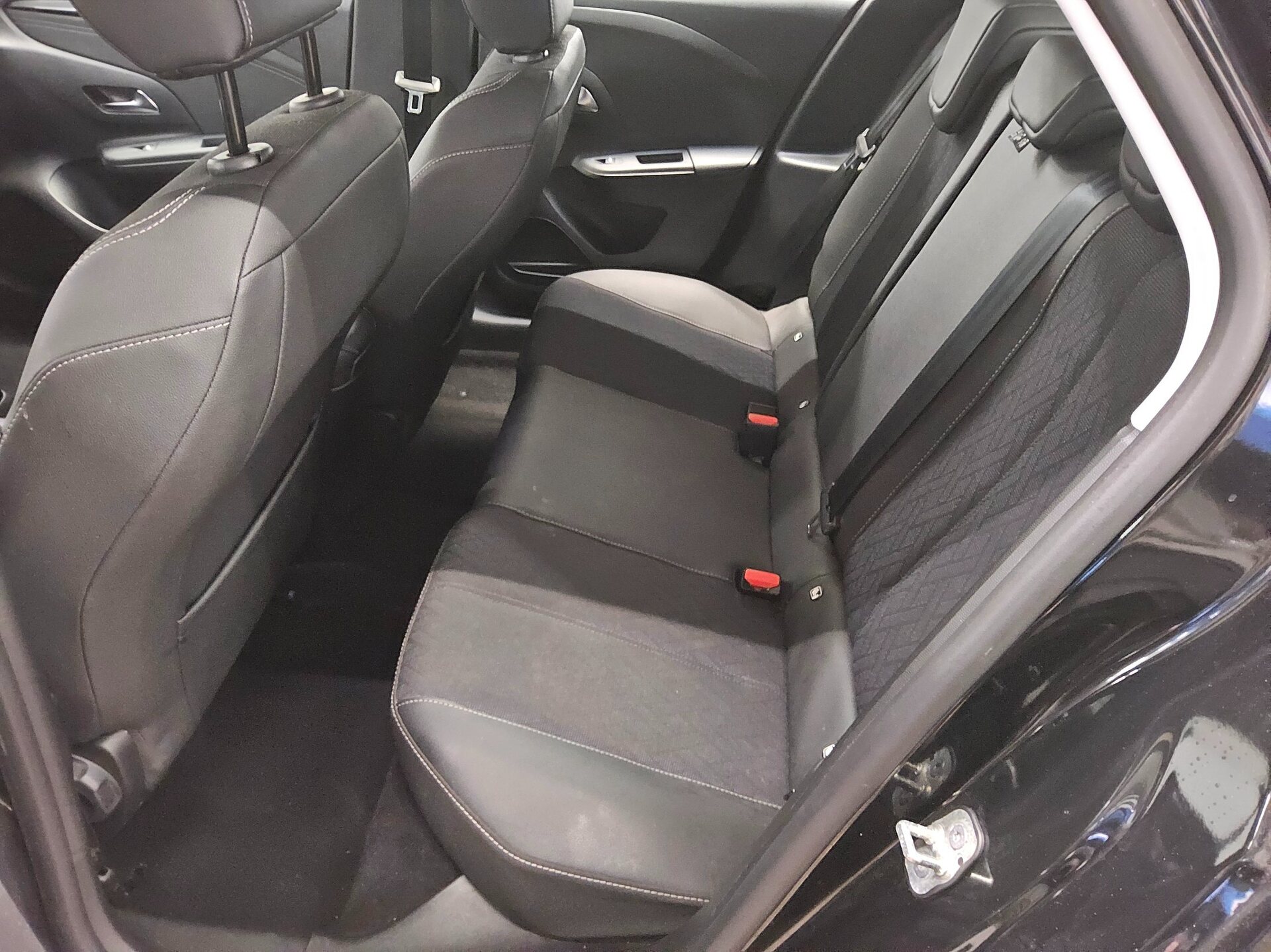 Opel Corsa 1.5 D Elegance T-Leder Navi LED RFK 13