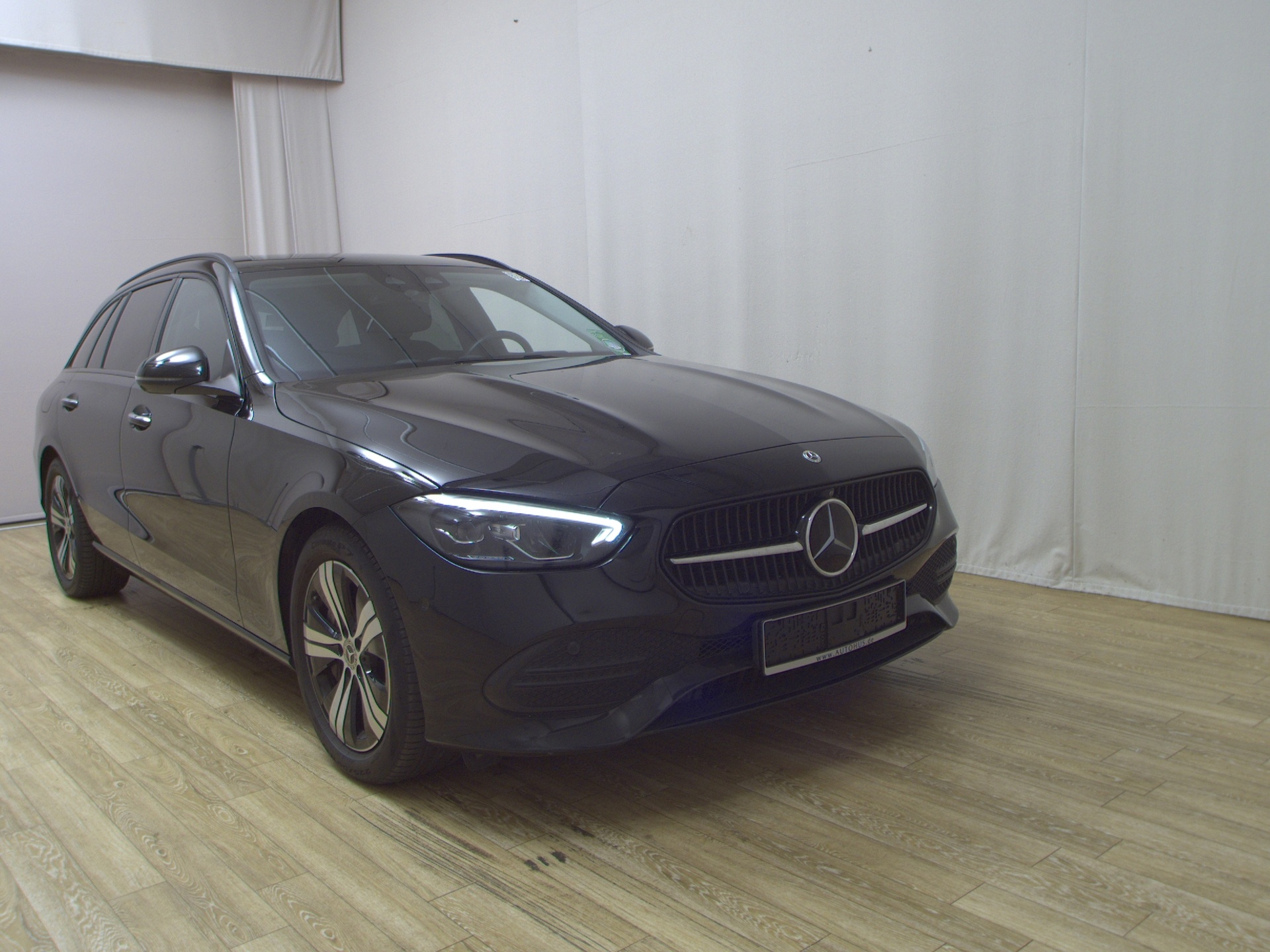 Mercedes-Benz C 220 T d Avantgarde Night Navi LED HuD 360°-Cam 3