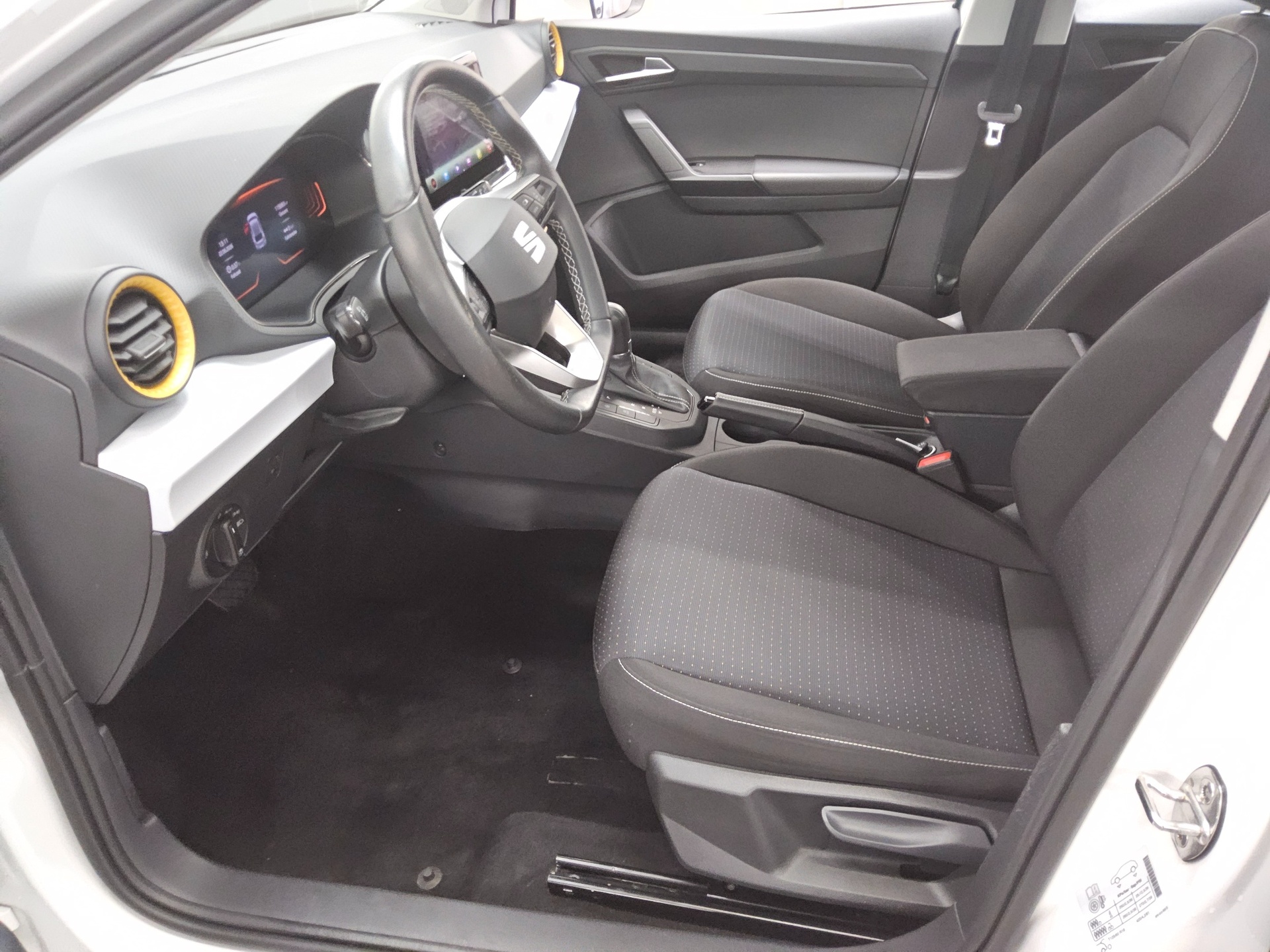 Seat Ibiza 1.0 TSI Style Navi LED DC ACC RfK PDC 9