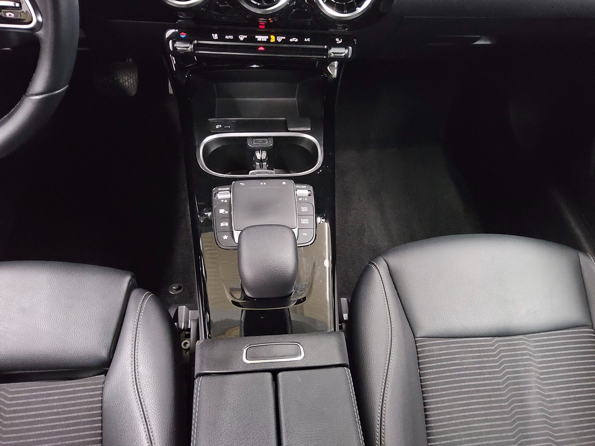 Mercedes-Benz CLA 180 SB d Progressive Navi LED MBUX T-Leder 6