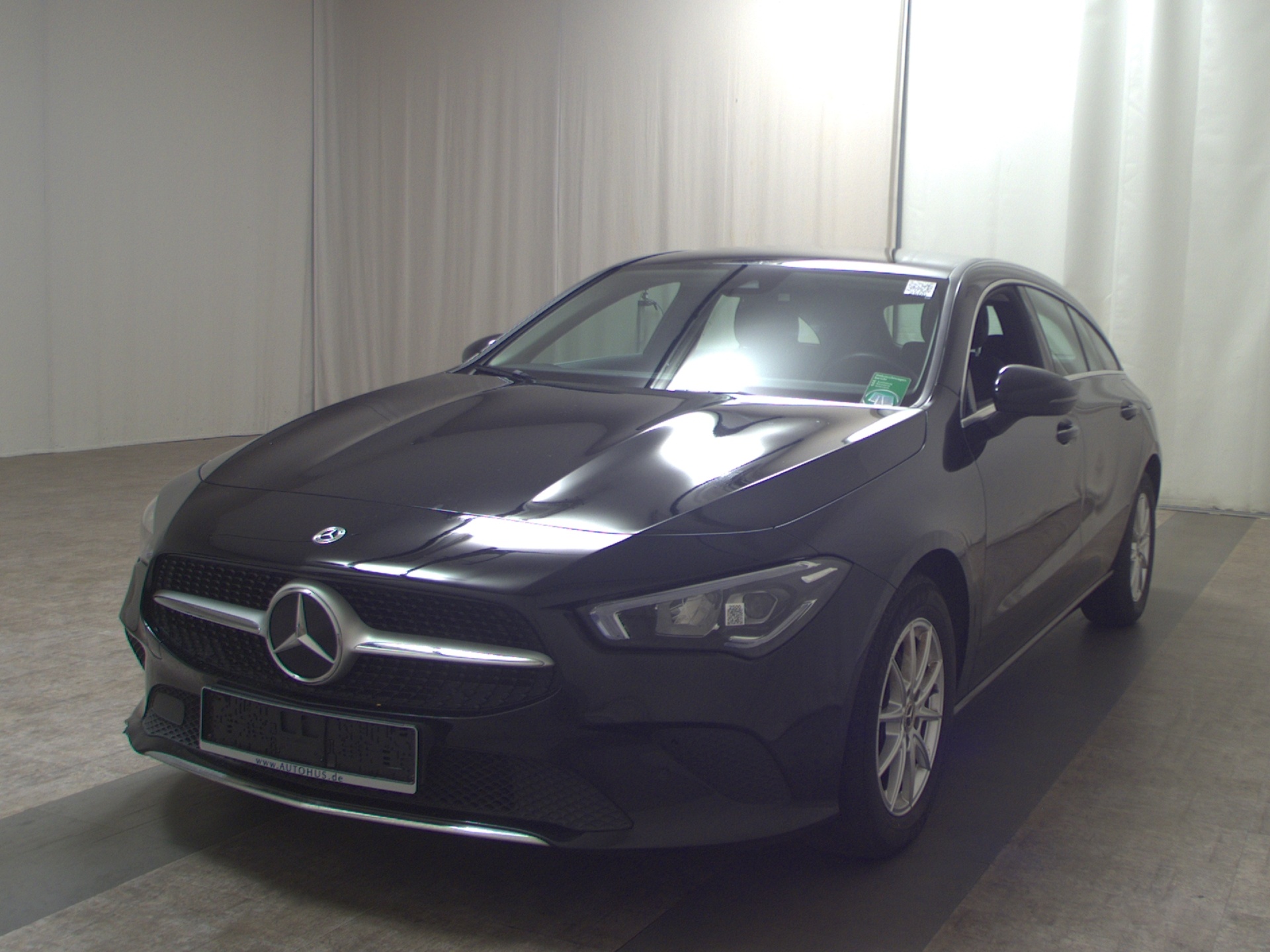 Mercedes-Benz CLA 180 SB d Progressive Navi LED MBUX T-Leder 2
