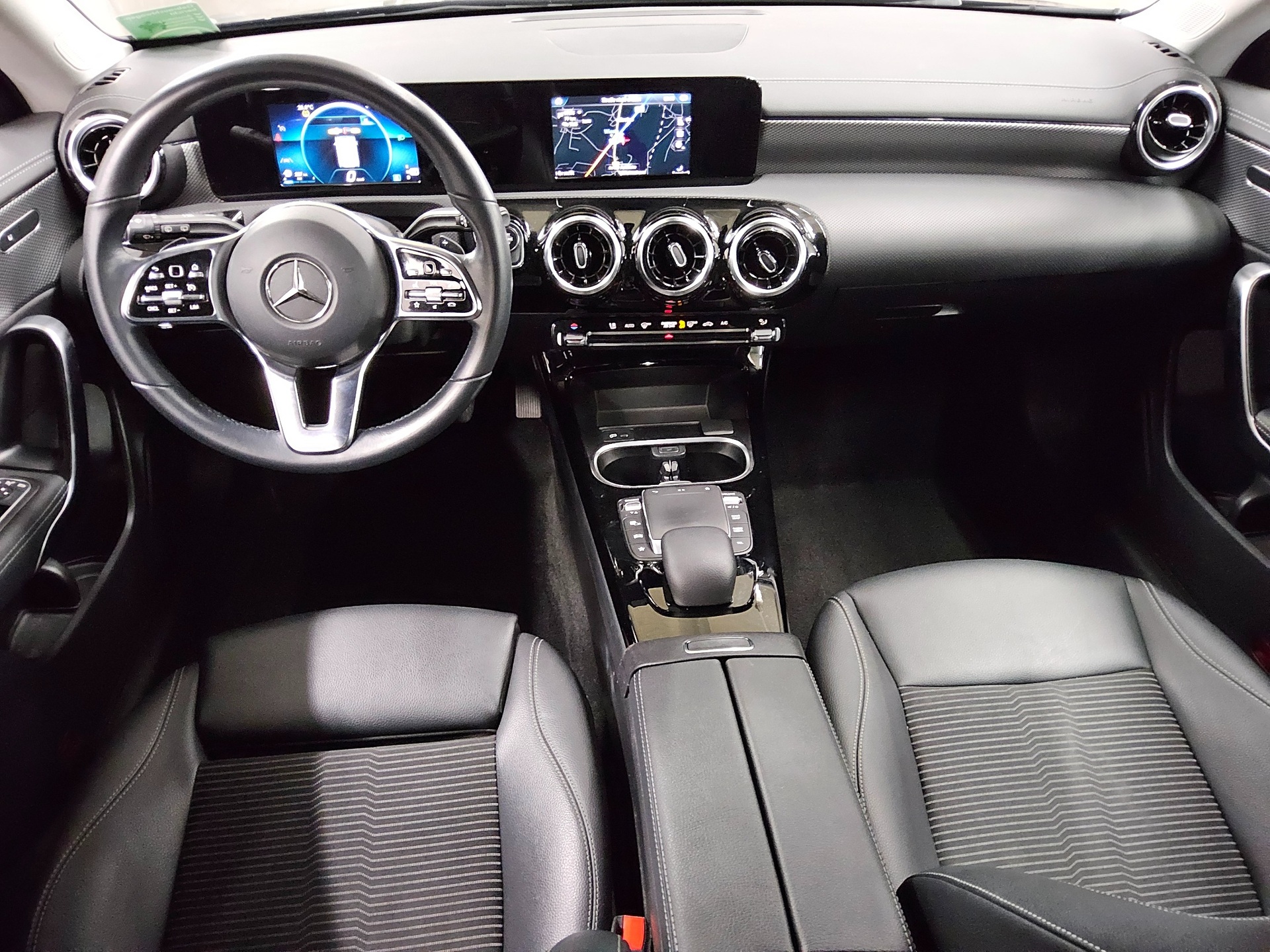 Mercedes-Benz CLA 180 SB d Progressive Navi LED MBUX T-Leder 5