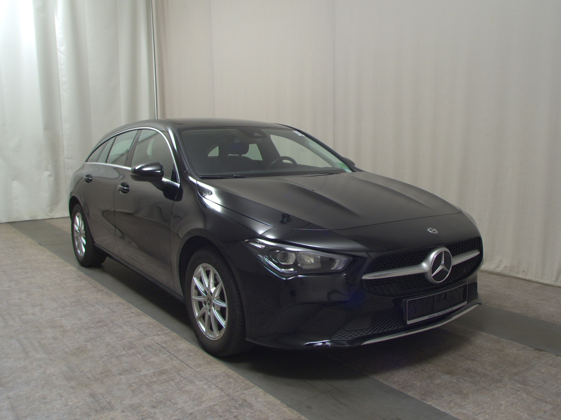 Mercedes-Benz CLA 180 SB d Progressive Navi LED MBUX T-Leder 3