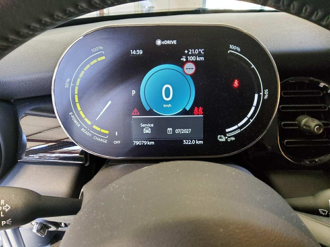MINI Cooper SE NAVI SPORTSITZE KLIMAAUT LED RADIO 4