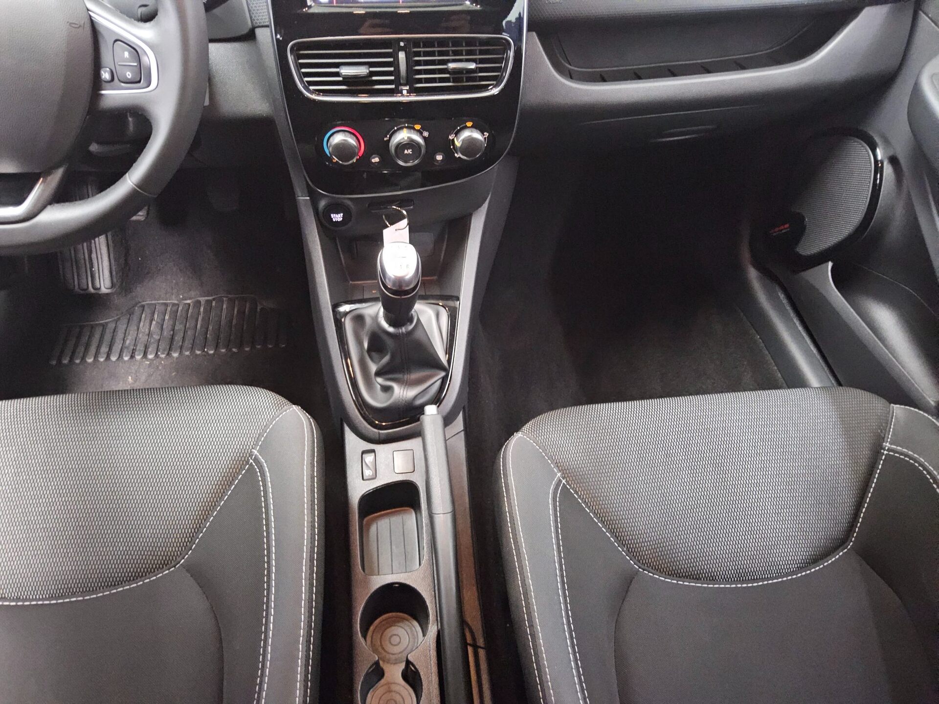 Renault Clio 0.9 TCe Klima 6