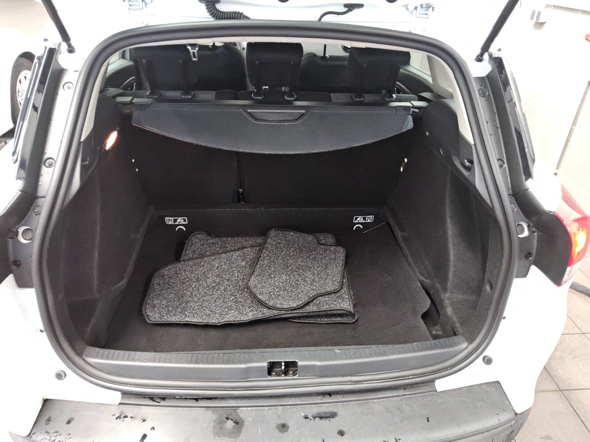 Renault Clio 0.9 TCe Klima 11