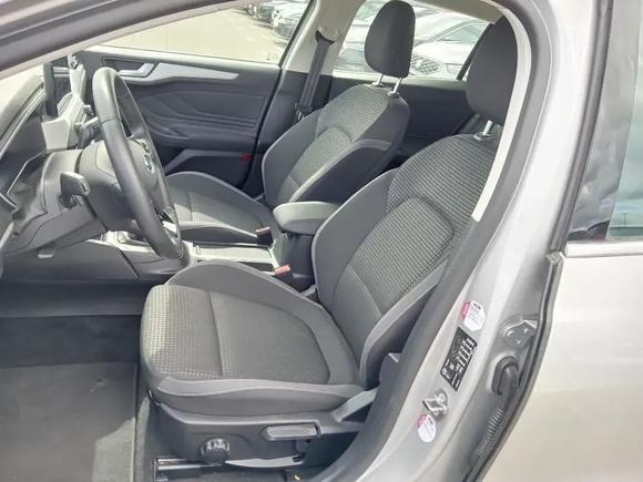 Ford Focus Turnier 1.5 EB Cool&Connect Navi RFK LED ACC 7