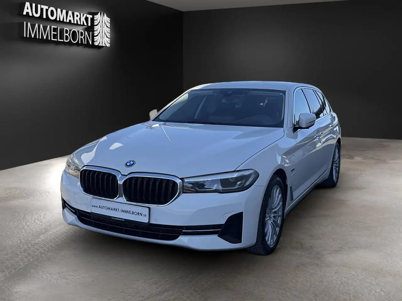 BMW 520 e VollLeder*LiceCP*LED*Navi+*4xSH*HUD*Sport 3