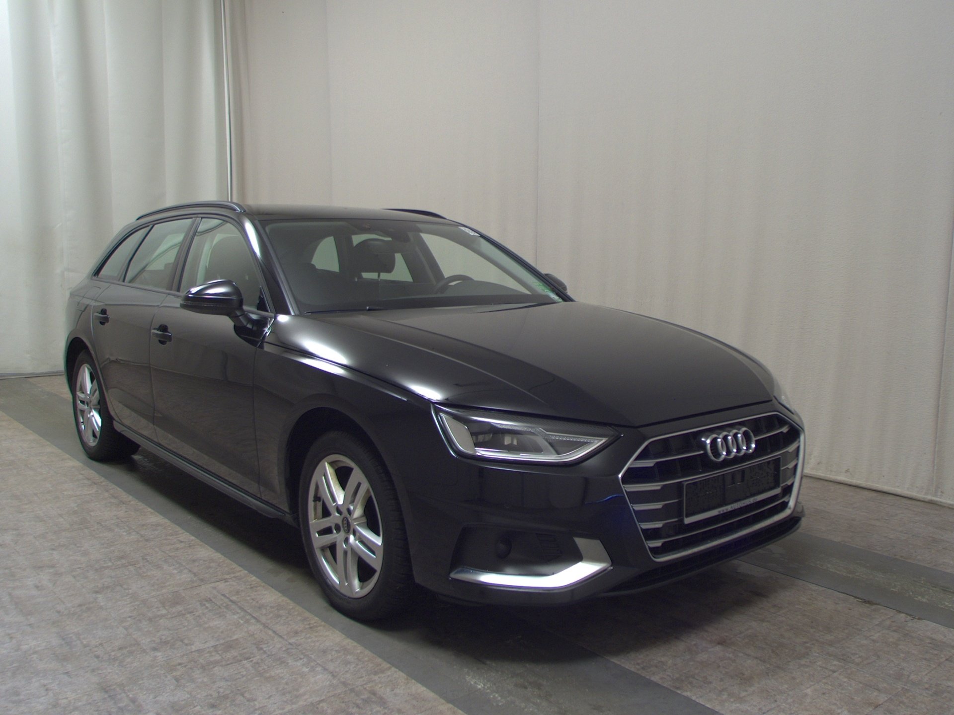 Audi A4 Avant 35 TDI advanced Leder Navi LED Tempomat 3