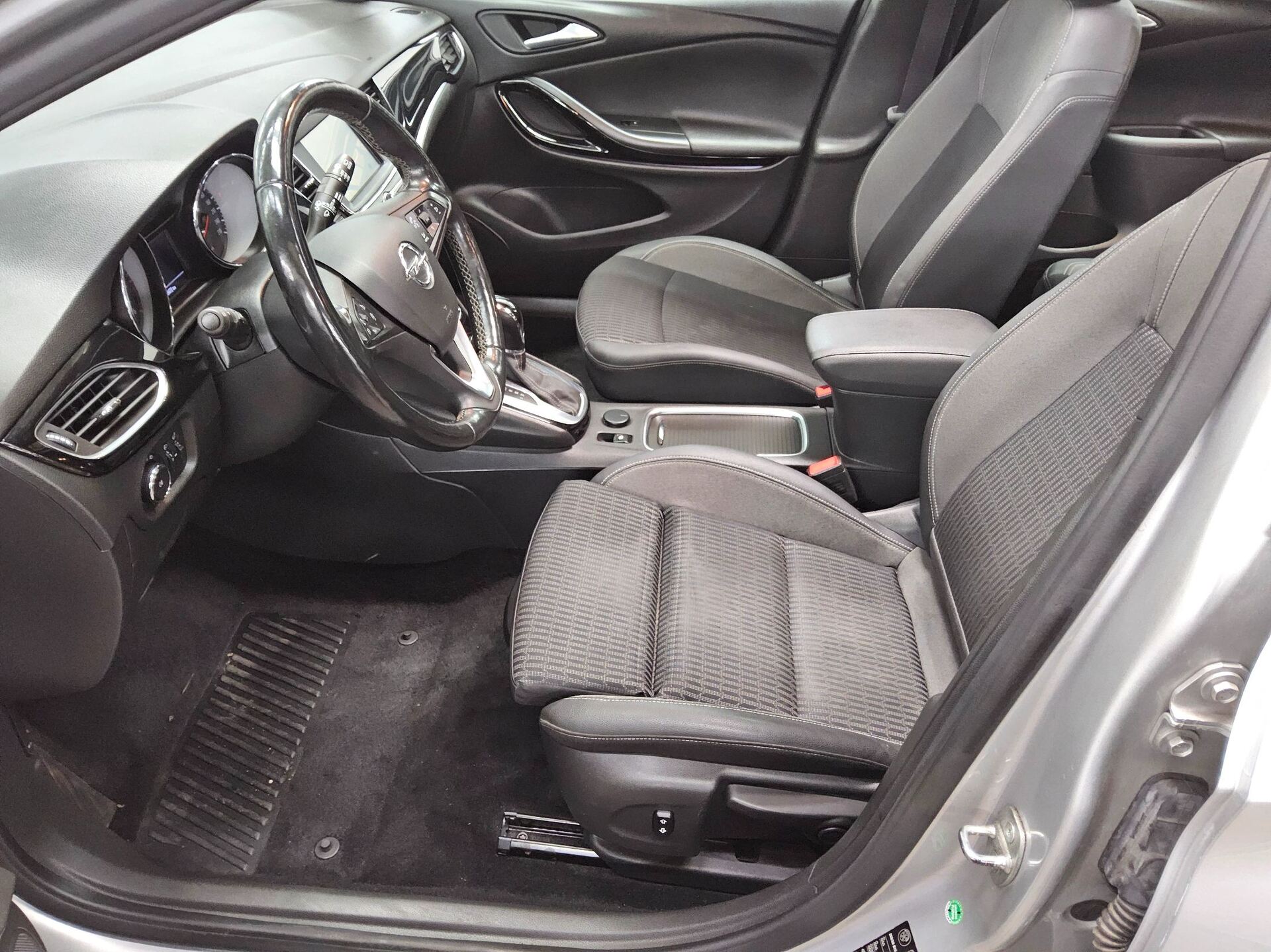 Opel Astra ST 1.5 D Elegance T-Leder Navi LED RfK Shz 8
