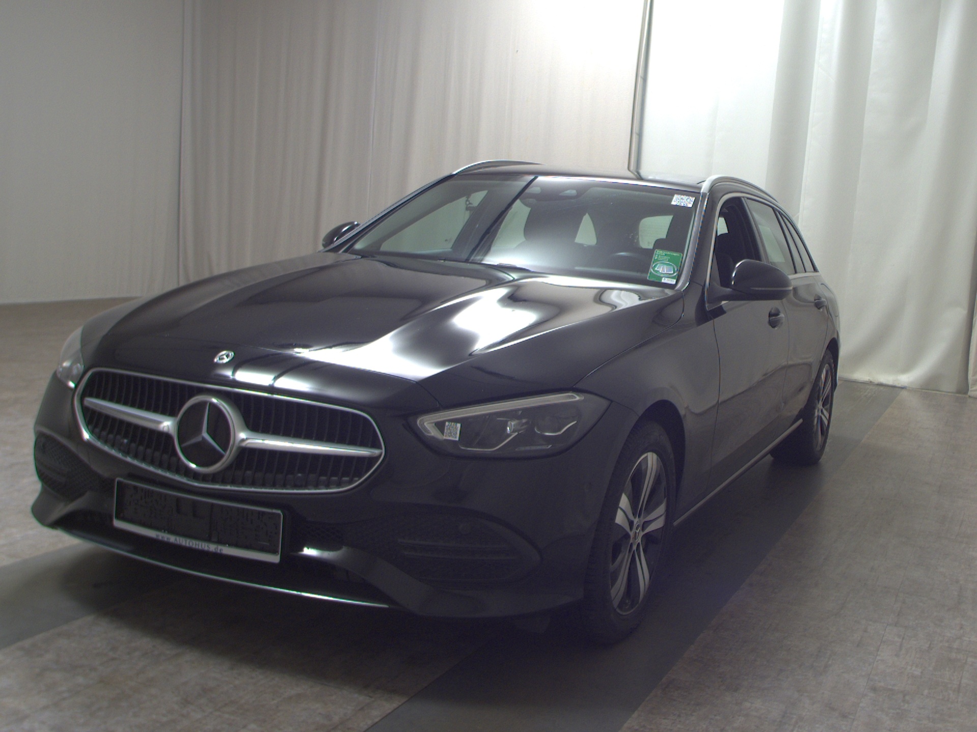 Mercedes-Benz C 300 T e Avantgarde Navi Pano LED AHK Distr.+ 2