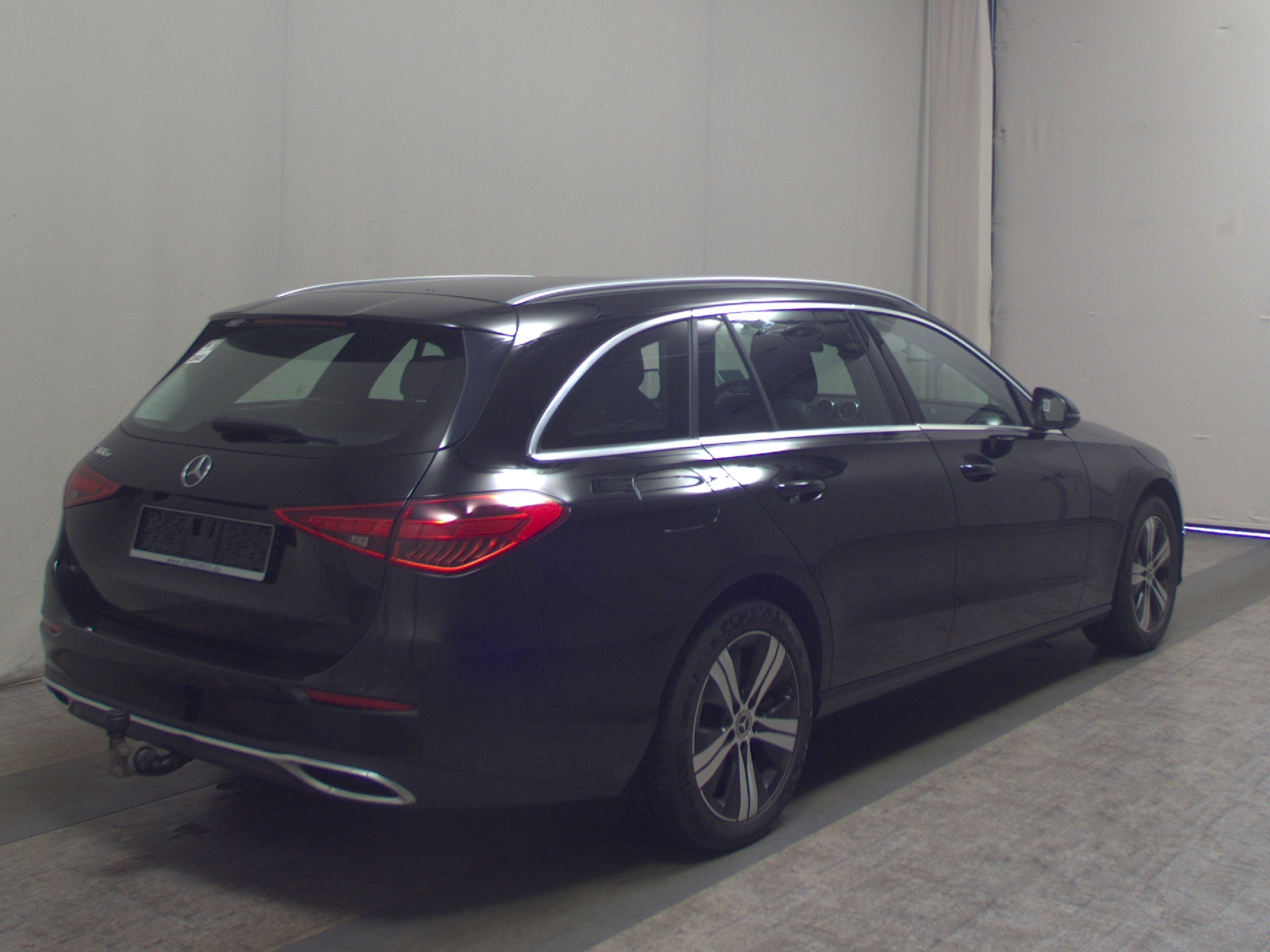 Mercedes-Benz C 300 T e Avantgarde Navi Pano LED AHK Distr.+ 4