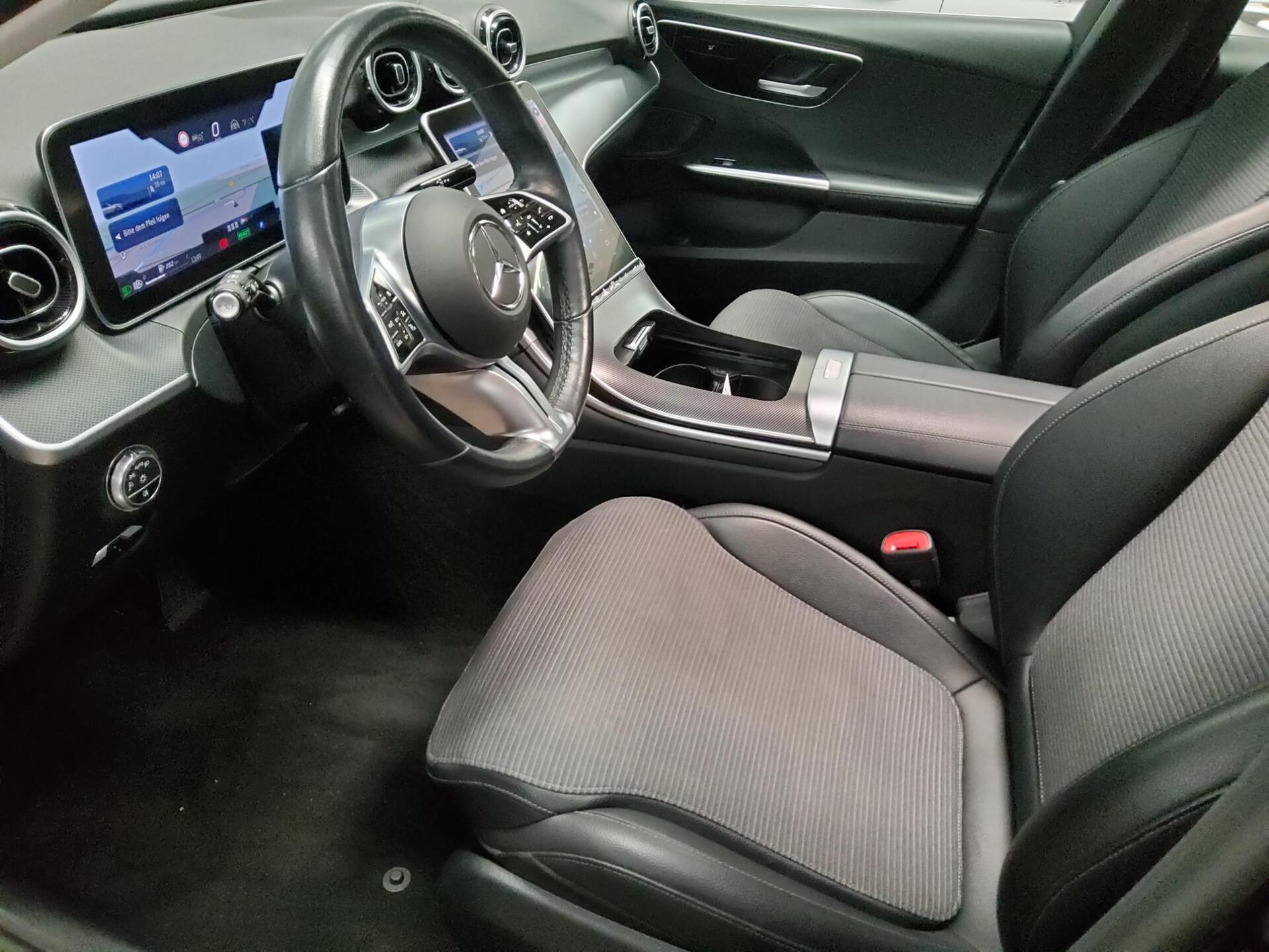 Mercedes-Benz C 300 T e Avantgarde Navi Pano LED AHK Distr.+ 9