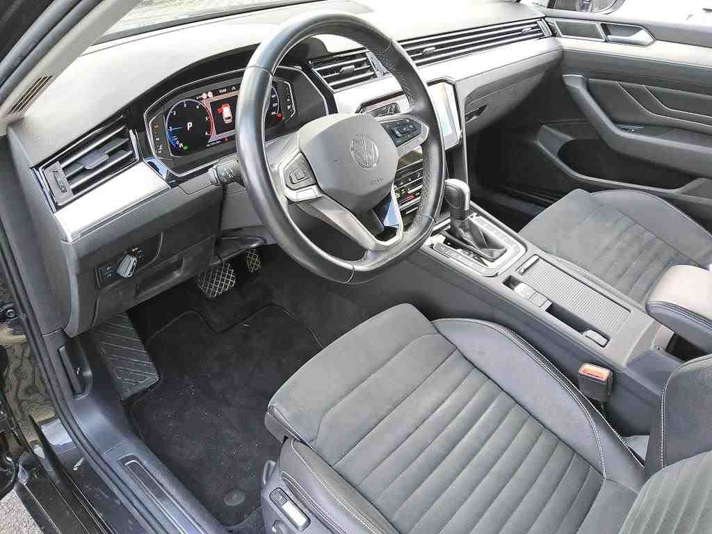 Volkswagen Passat Variant 2.0 TDI Elegance Navi AID Matrix 6