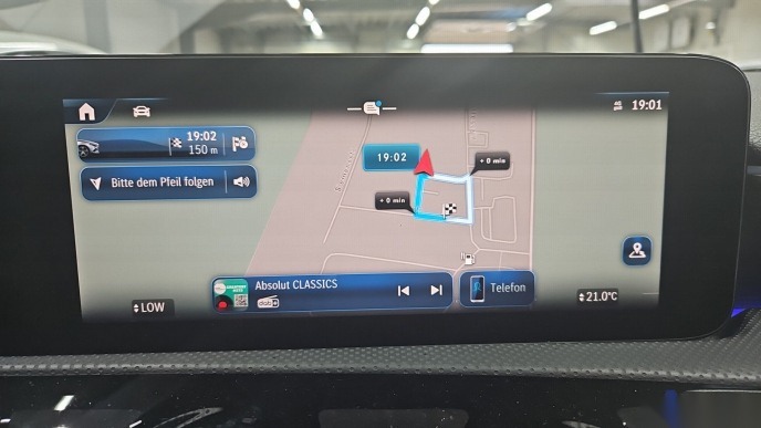Mercedes-Benz A 200 Progressive NAVI KLIMAAUT LED RADIO TEMPO 9