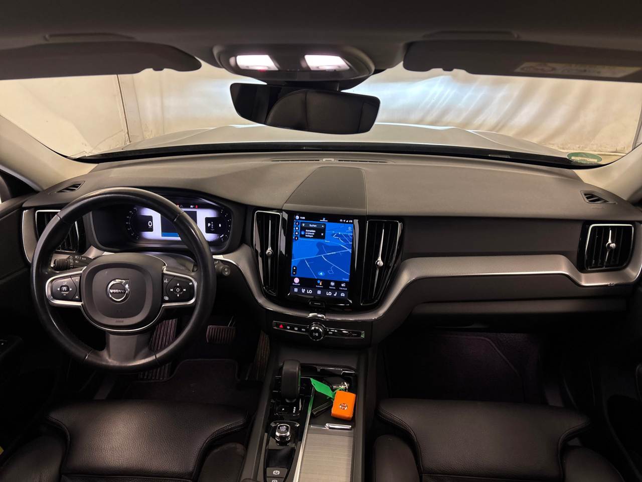 Volvo XC60 B4 D AWD Core Navi LED Leder AHK RFK 6