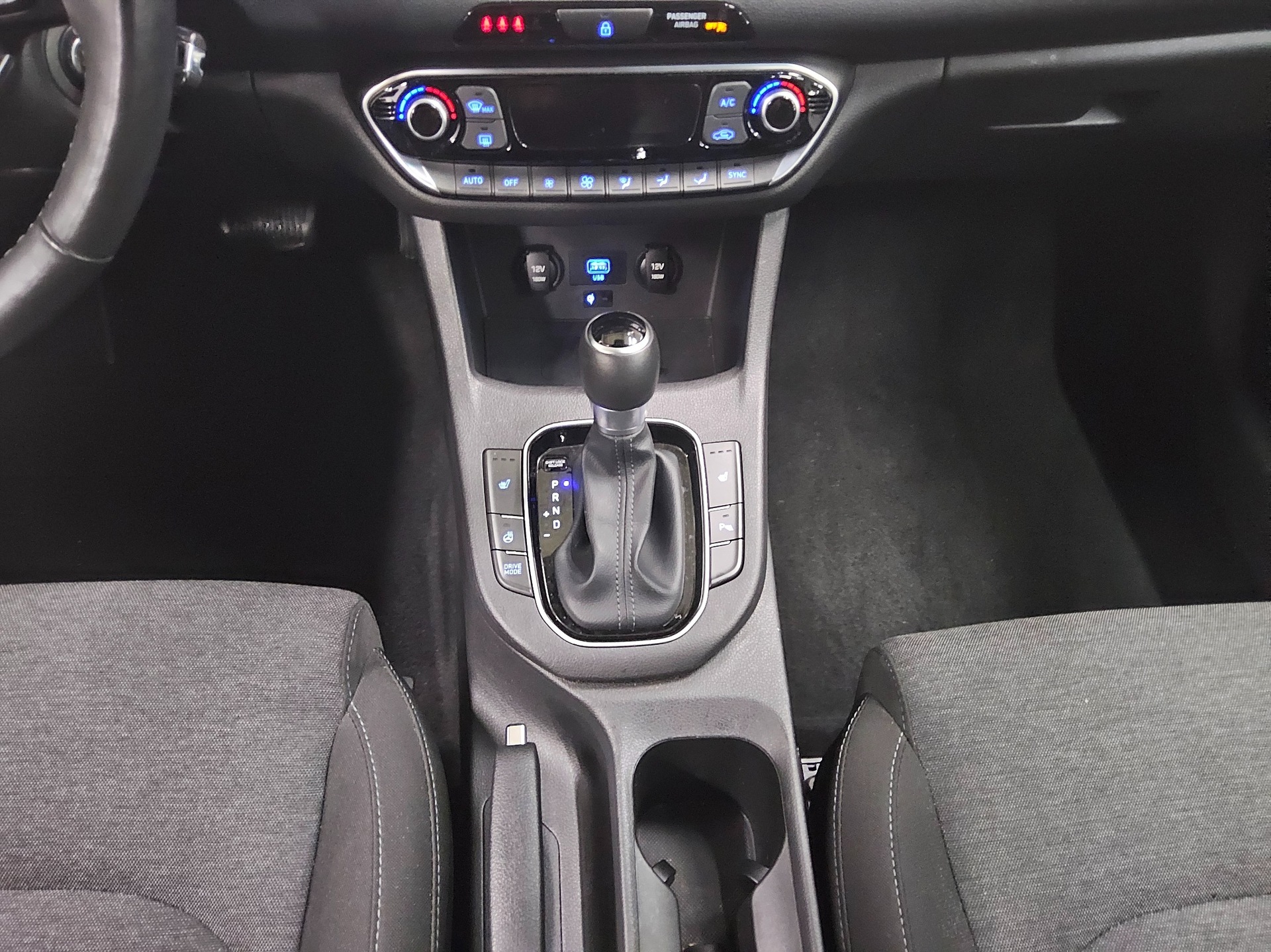 Hyundai i30 1.0 T-GDI Trend RfK PDC Shz Tempomat BC 6
