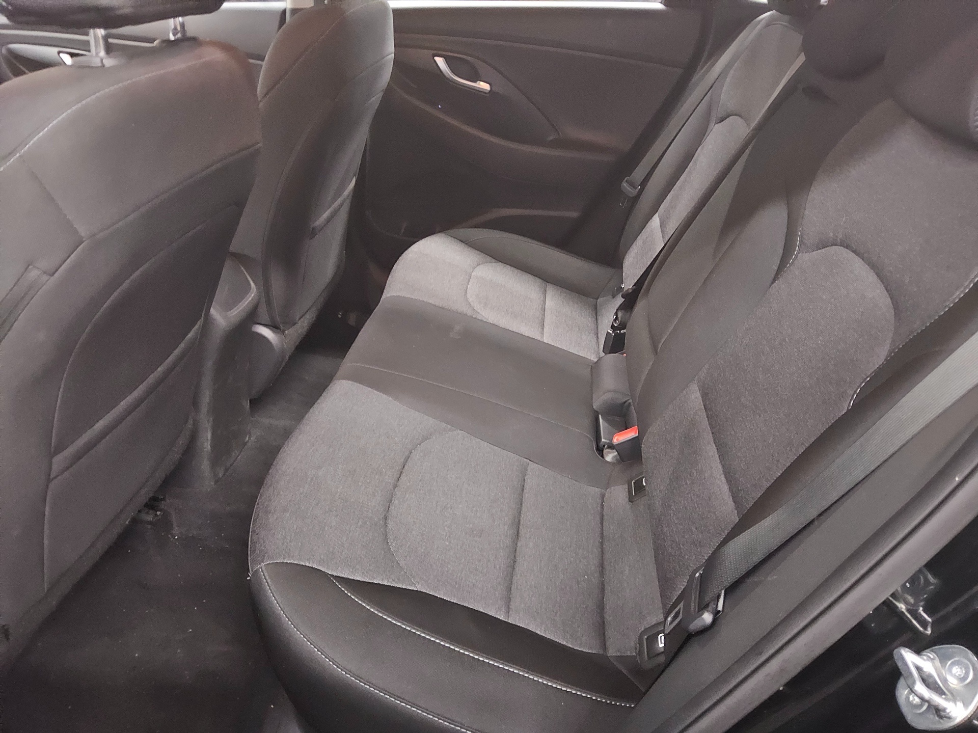 Hyundai i30 1.0 T-GDI Trend RfK PDC Shz Tempomat BC 13