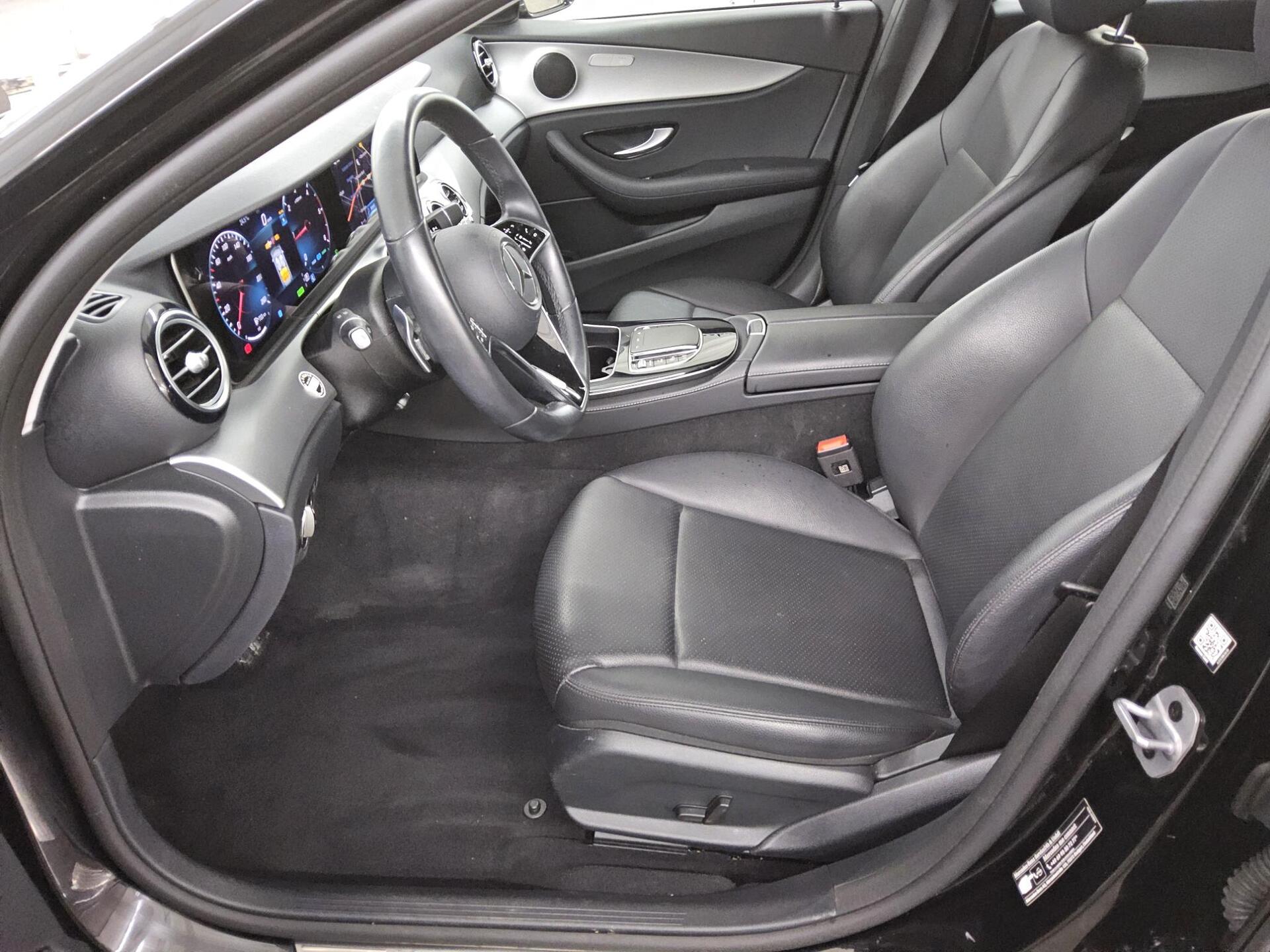 Mercedes-Benz E 220 T d Avantgarde Navi Widescreen LED RfK 9