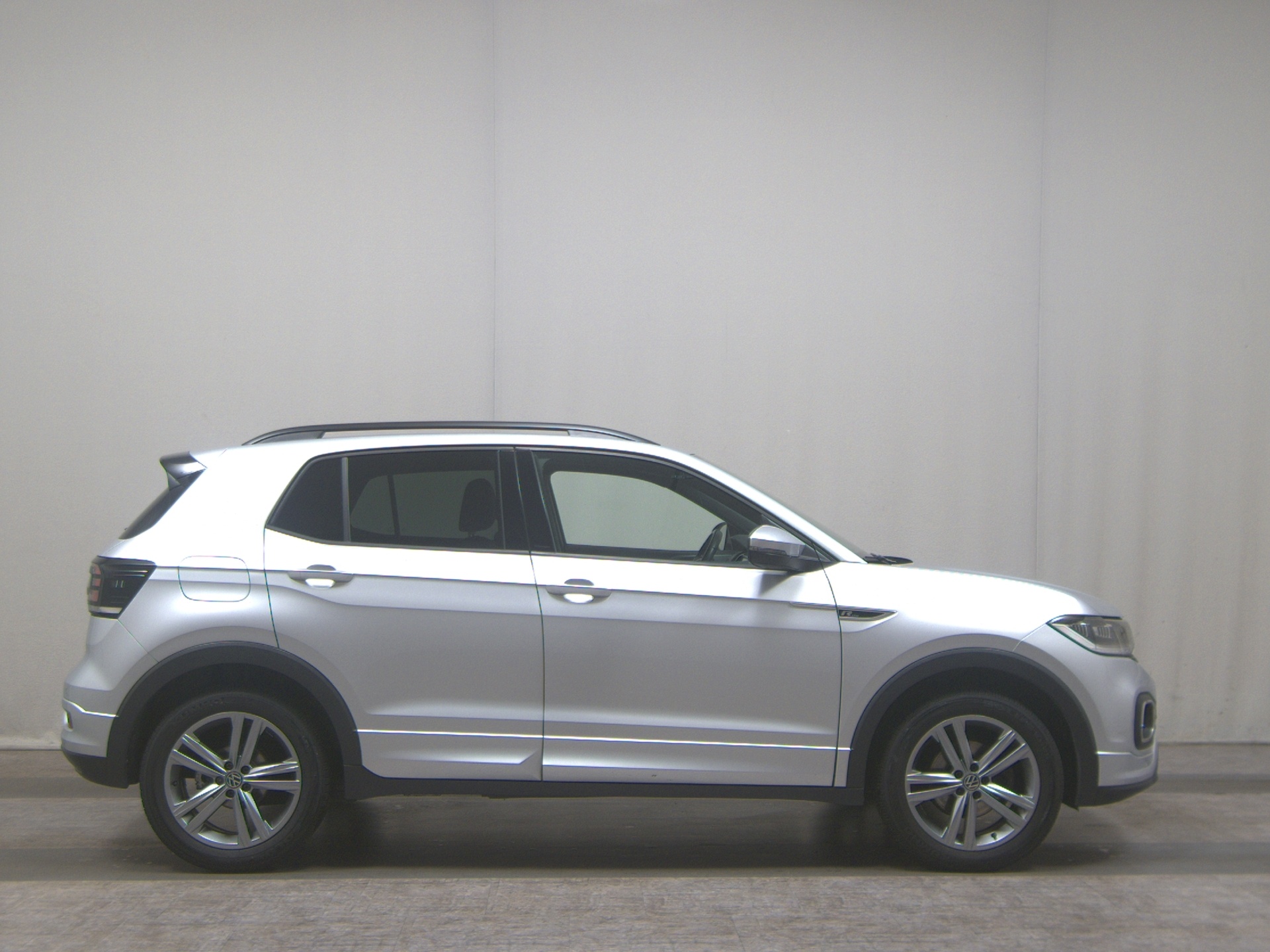 Volkswagen T-Cross 1.5 TSI R-Line Navi LED AID RfK ACC Shz