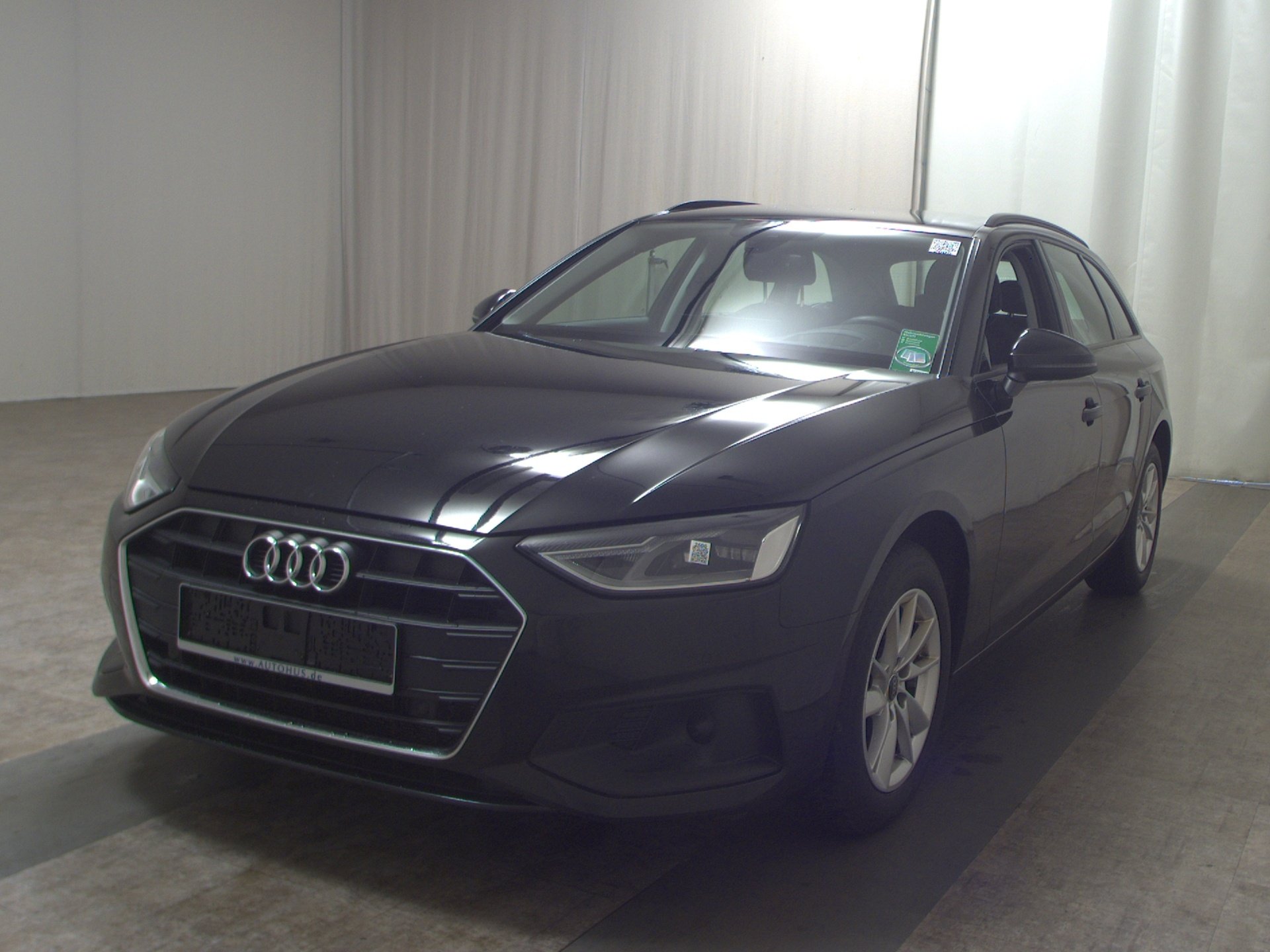 Audi A4 Avant 35 TDI Navi LED HuD PDC Shz Tempomat 2