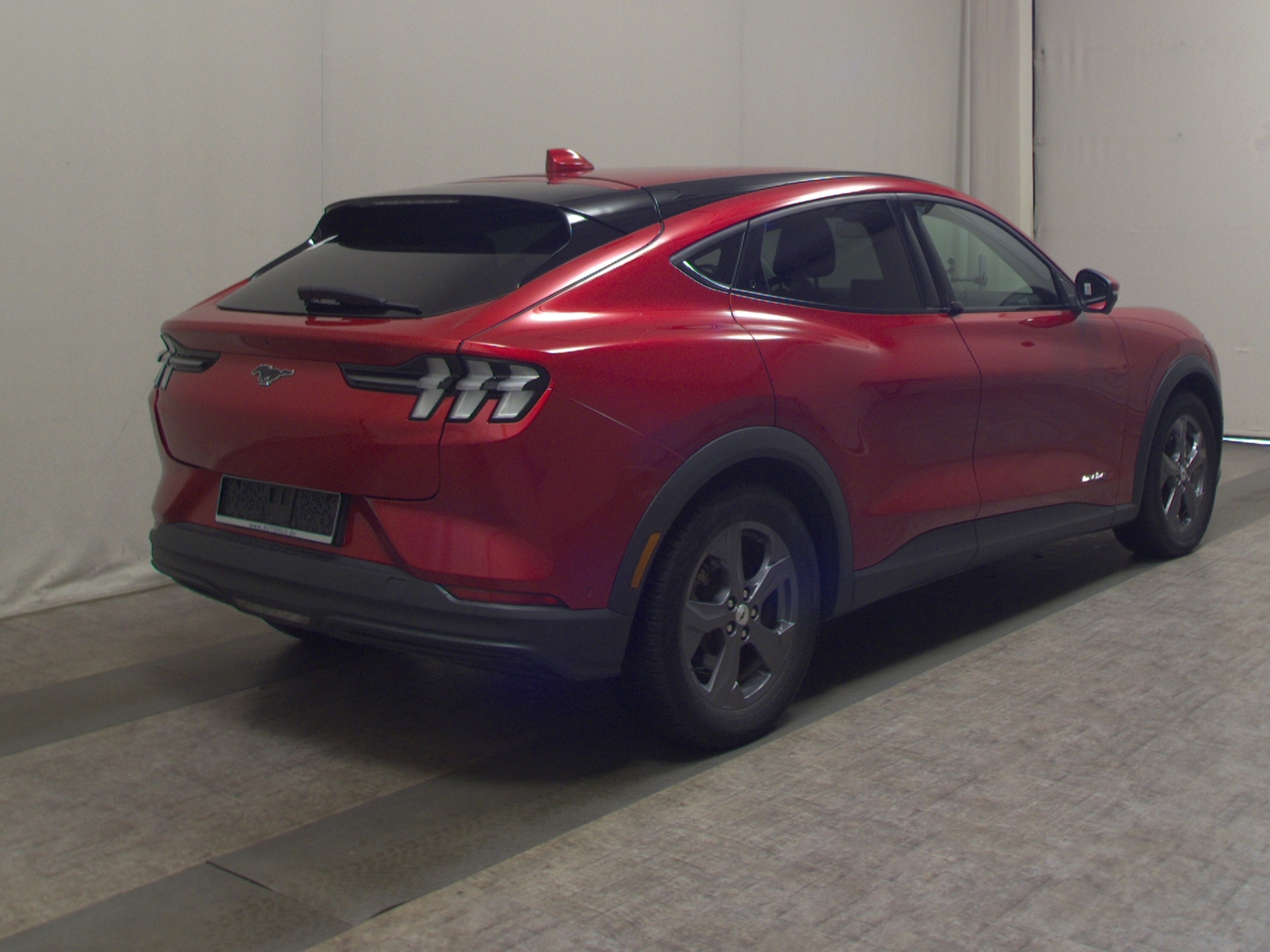 Ford Mustang Mach-E Navi LED Leder B&O-Sound AHK 4