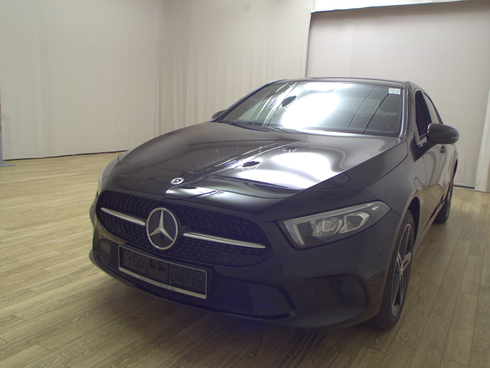 Mercedes-Benz A 250 e Progressive T-Leder Navi Shz RFK LED 2