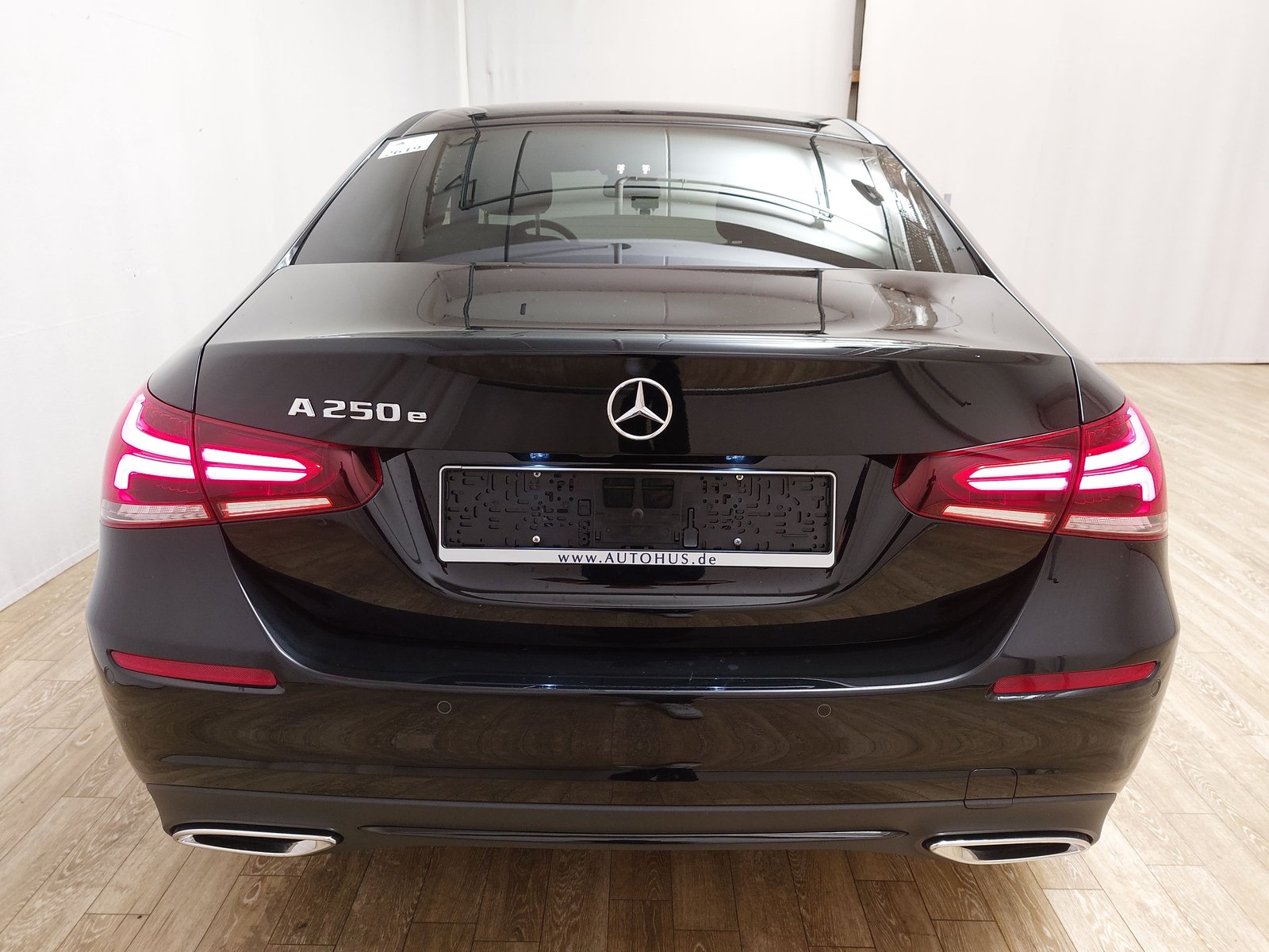 Mercedes-Benz A 250 e Progressive T-Leder Navi Shz RFK LED 14