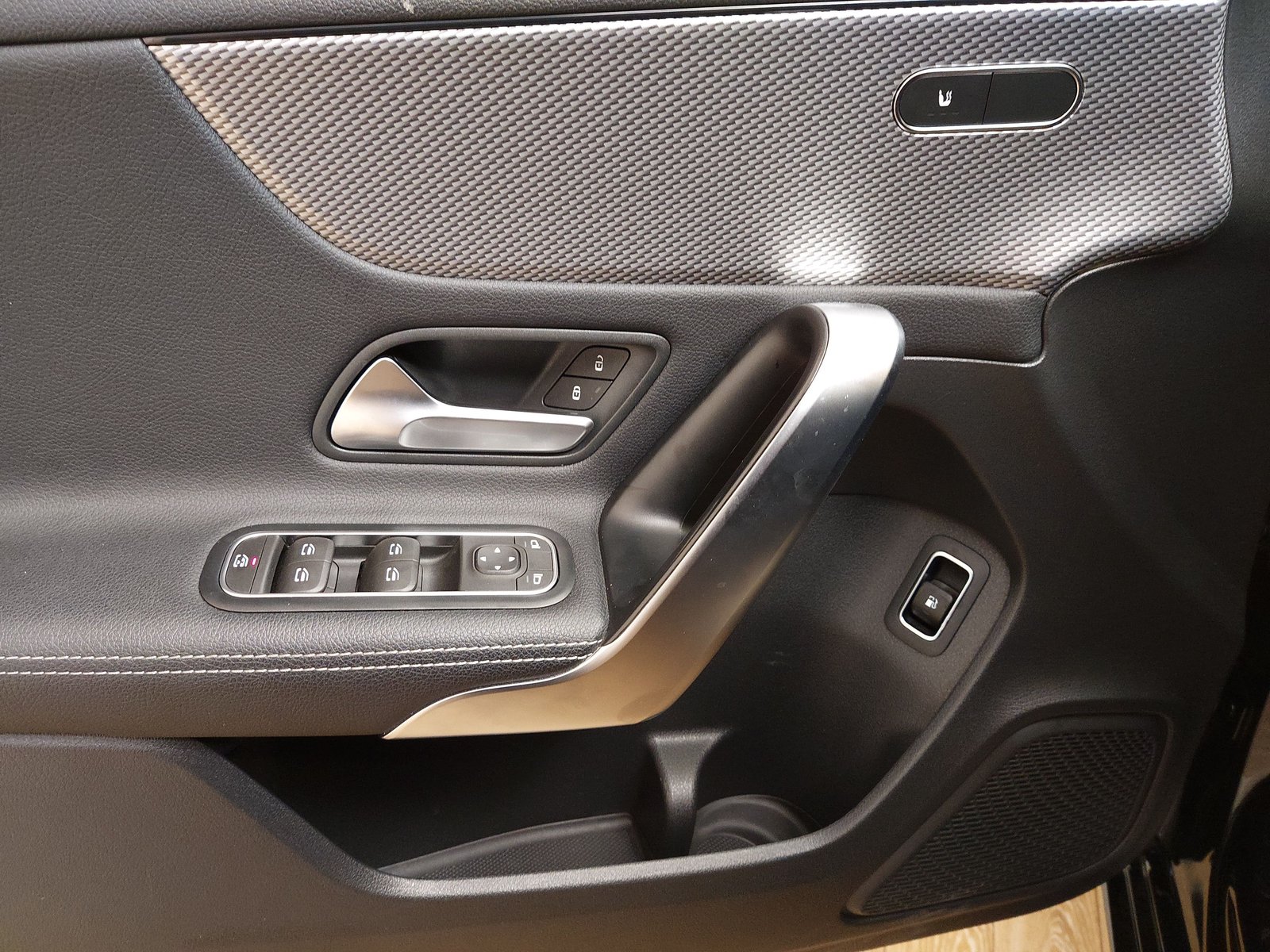 Mercedes-Benz A 250 e Progressive T-Leder Navi Shz RFK LED 5