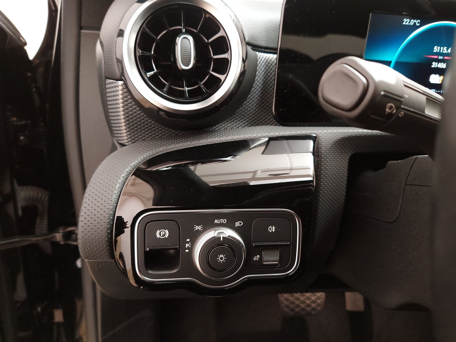 Mercedes-Benz A 250 e Progressive T-Leder Navi Shz RFK LED 7