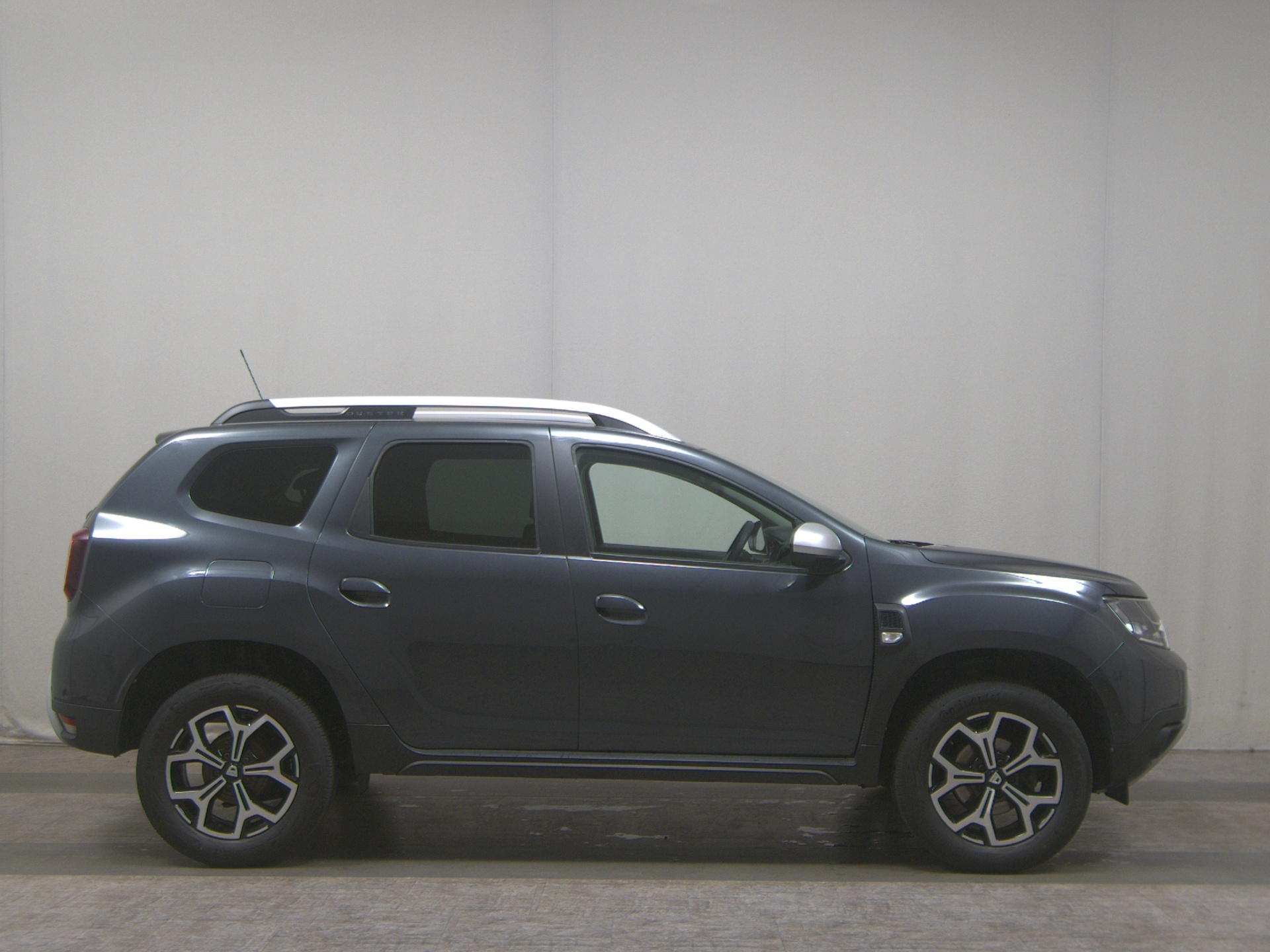 Dacia Duster 1.0 TCe Prestige Navi AHK Shz DAB Klima