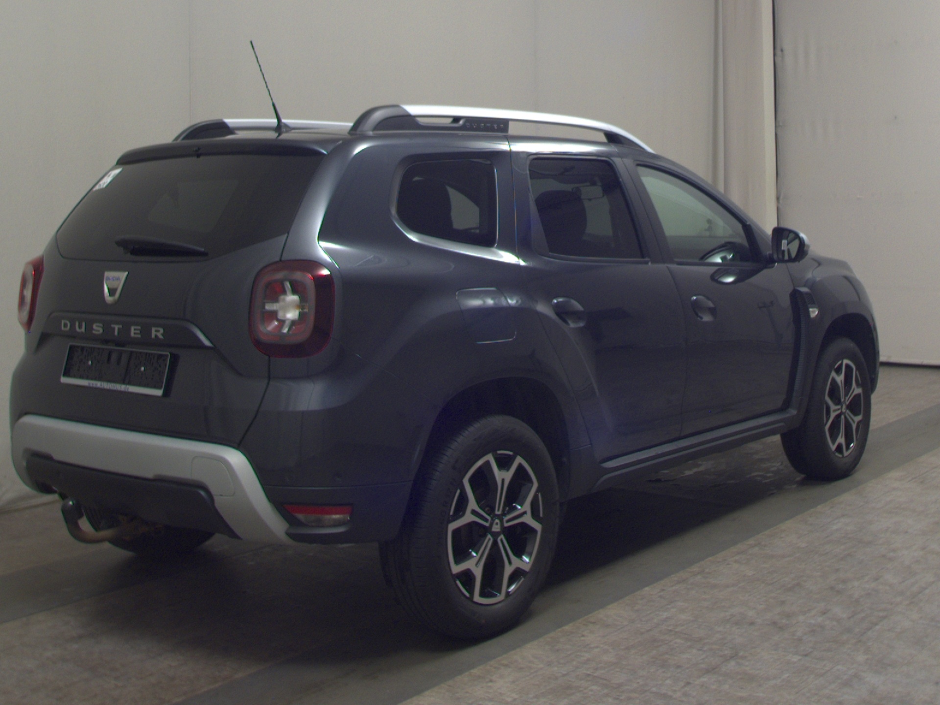 Dacia Duster 1.0 TCe Prestige Navi AHK Shz DAB Klima 4