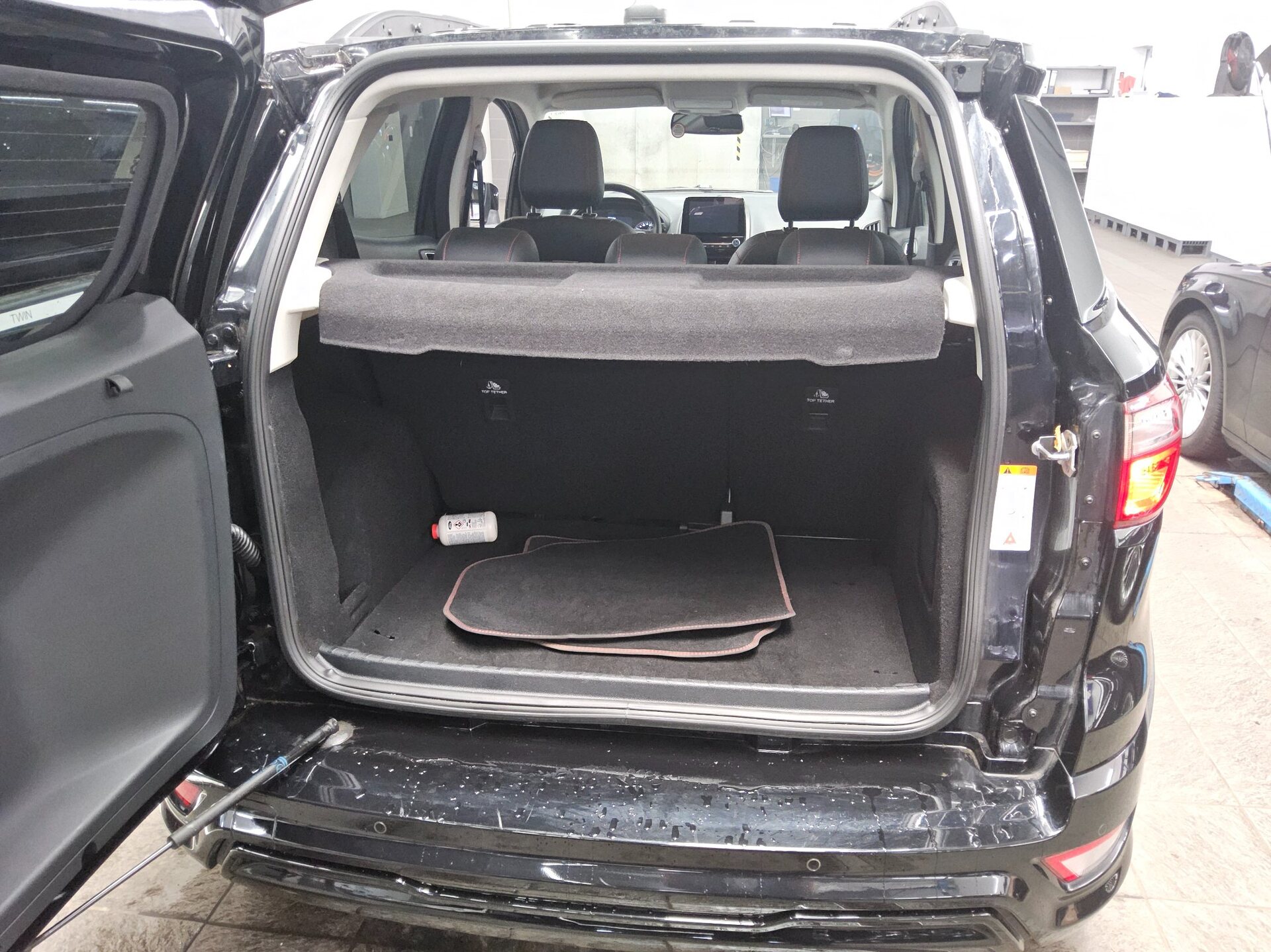 Ford EcoSport 1.0 EB ST-Line Navi LED Shz PDC RfK 11