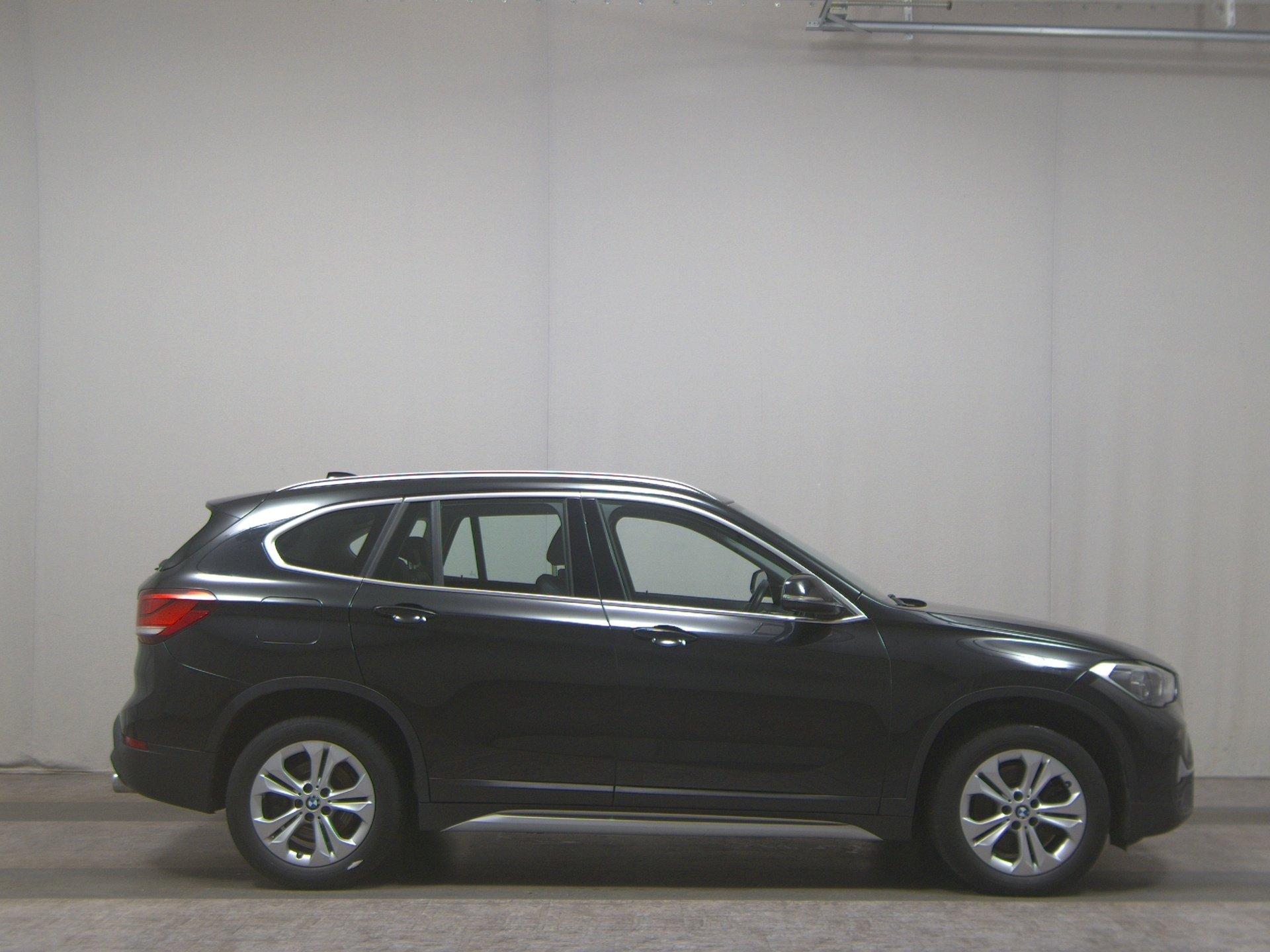 BMW X1 sDrive20d X-Line T-Leder Navi LED HiFi PDC