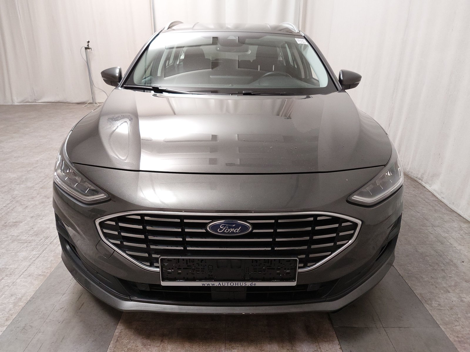 Ford Focus Turnier 1.5 EB Titanium NAVI LED SHZ PDC 9
