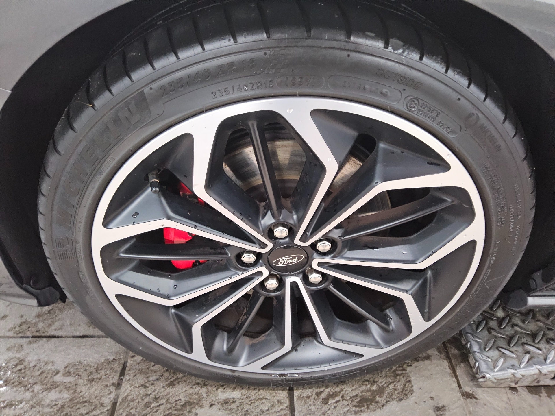 Ford Focus Turnier 2.0 EB ST-Line Navi LED KeyFree 10