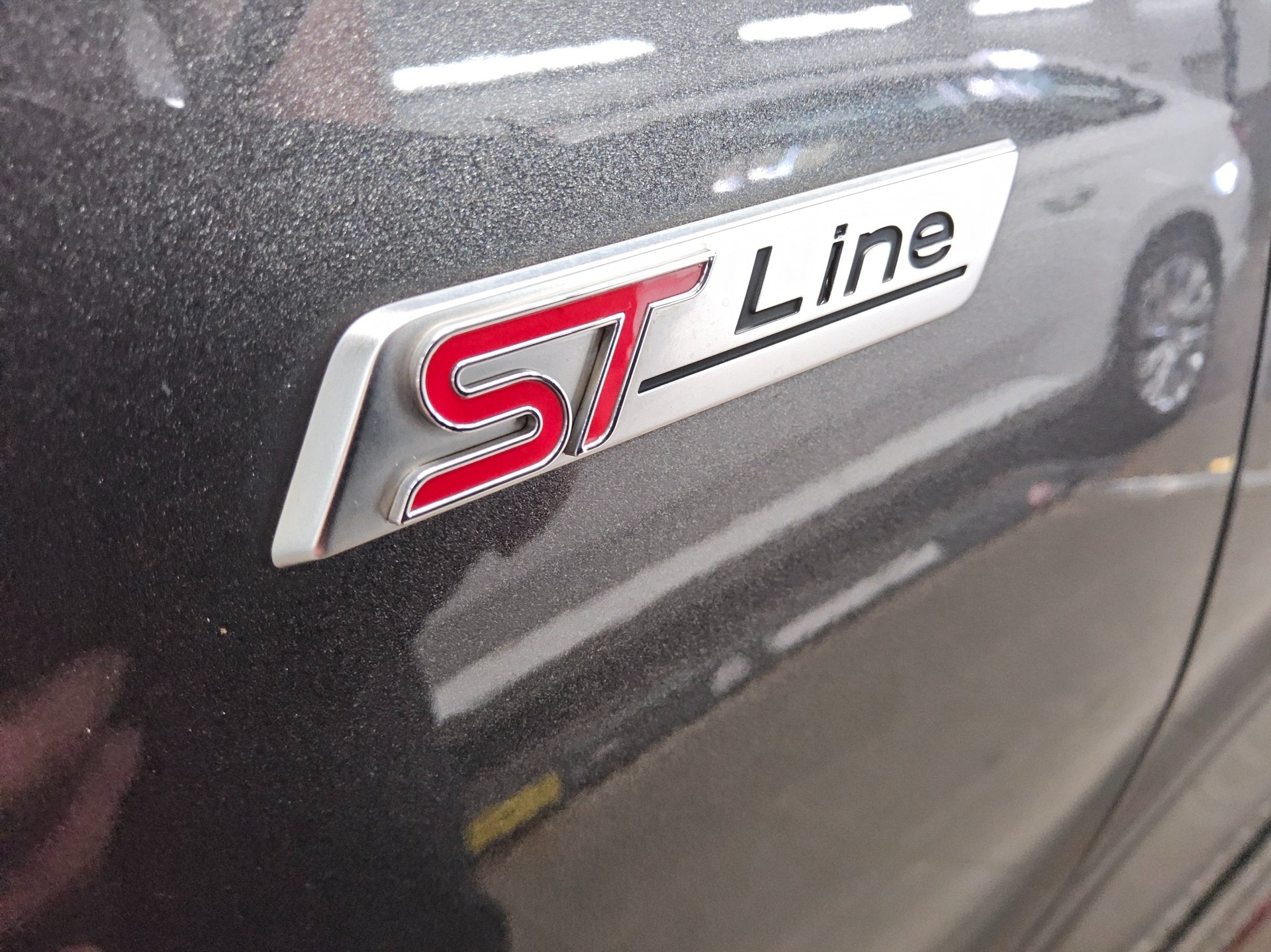 Ford Focus Turnier 2.0 EB ST-Line Navi LED KeyFree 11