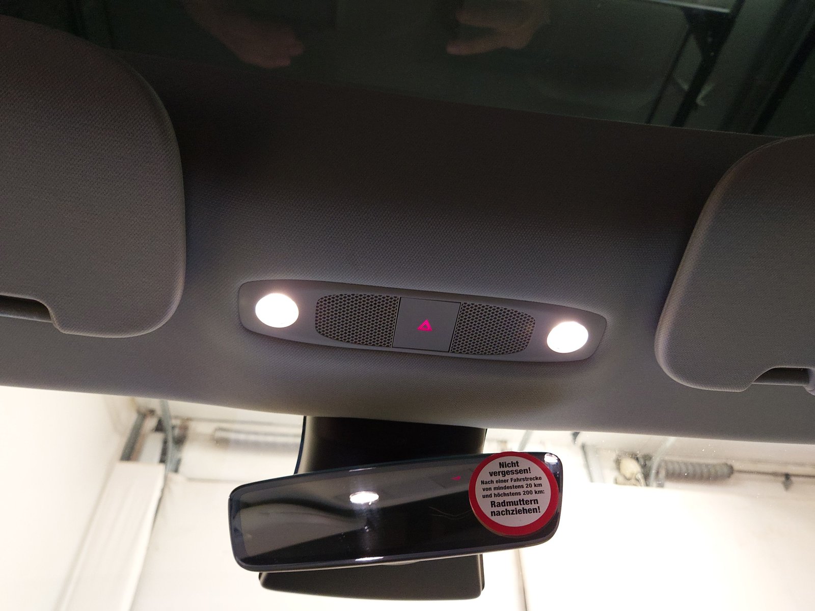 Tesla Model 3 Leder Navi LED 16