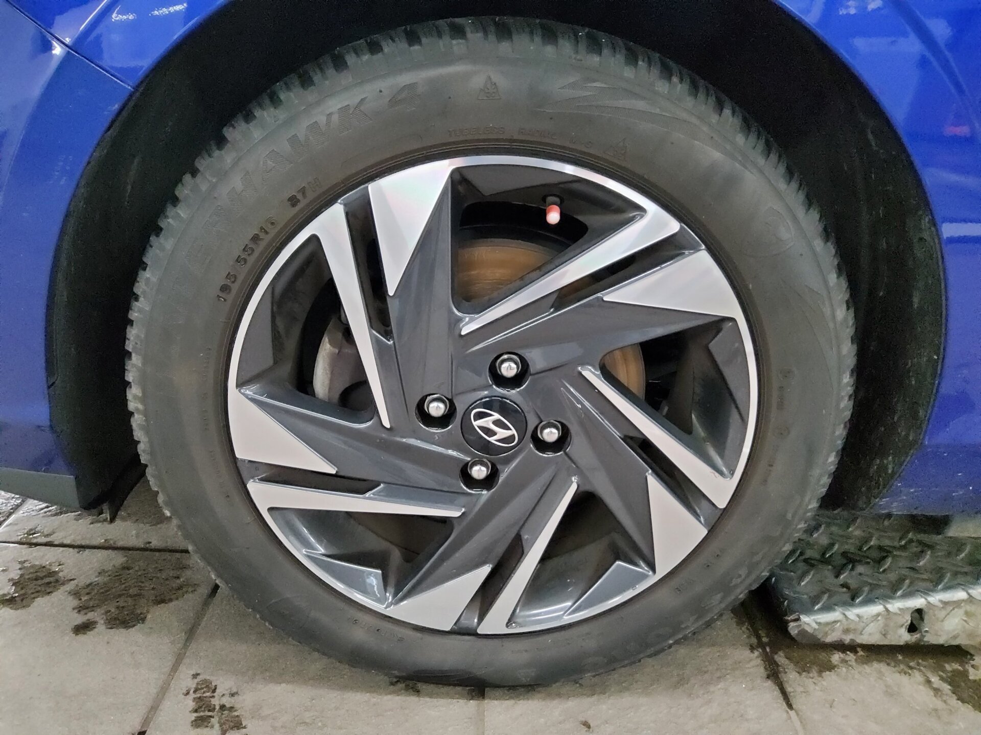 Hyundai i20 1.0 T-GDI Trend Navi Shz DC PDC RfK BOSE 11