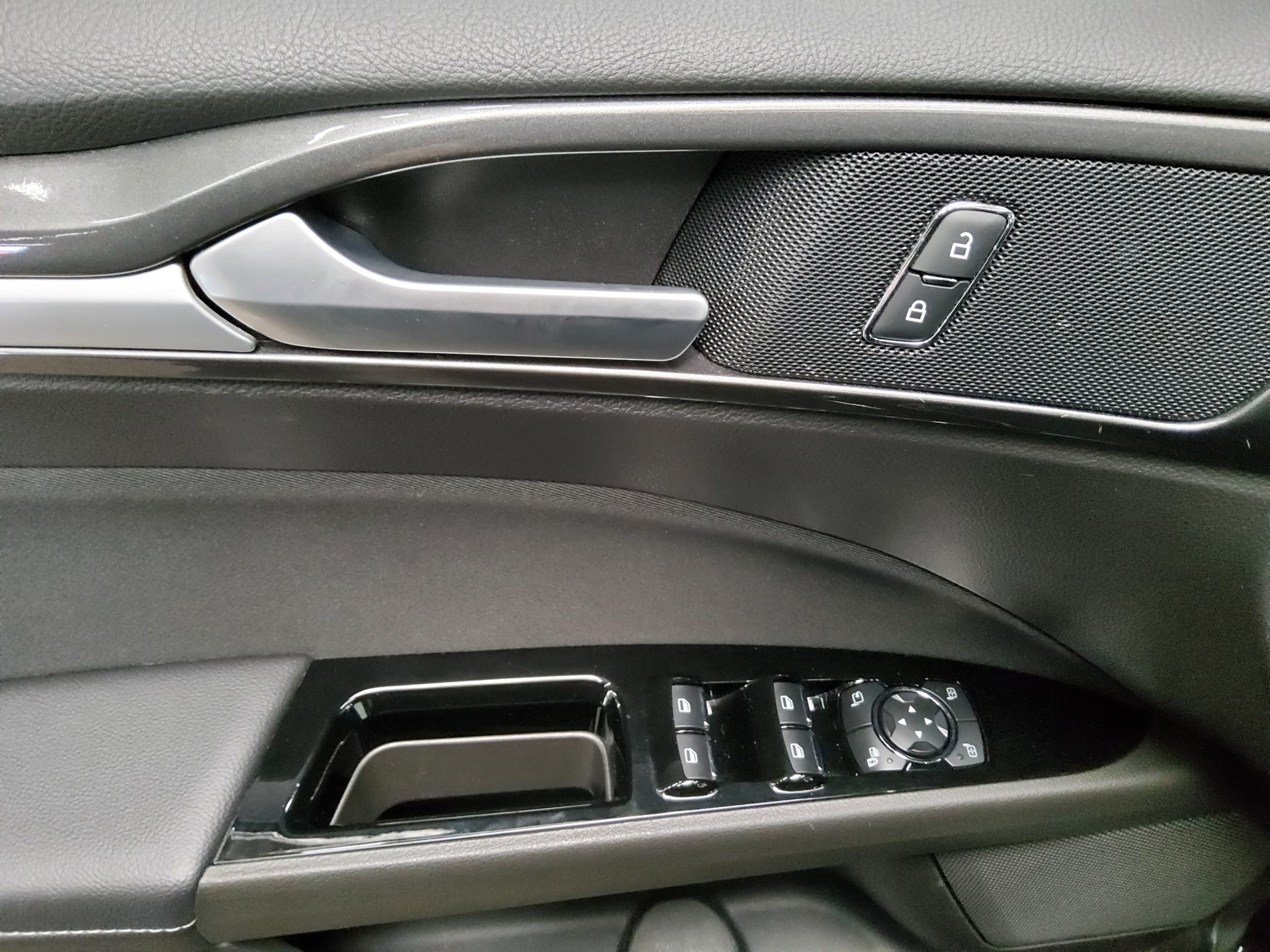 Ford Mondeo Turnier 2.0 TDCi Trend Navi 4xShz Kamera 9
