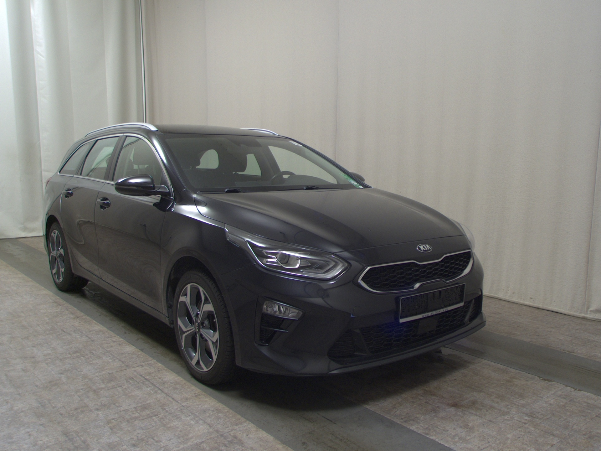 Kia cee'd 1.6 CRDI Spirit Navi LED JBL Sound RFK AHK 3